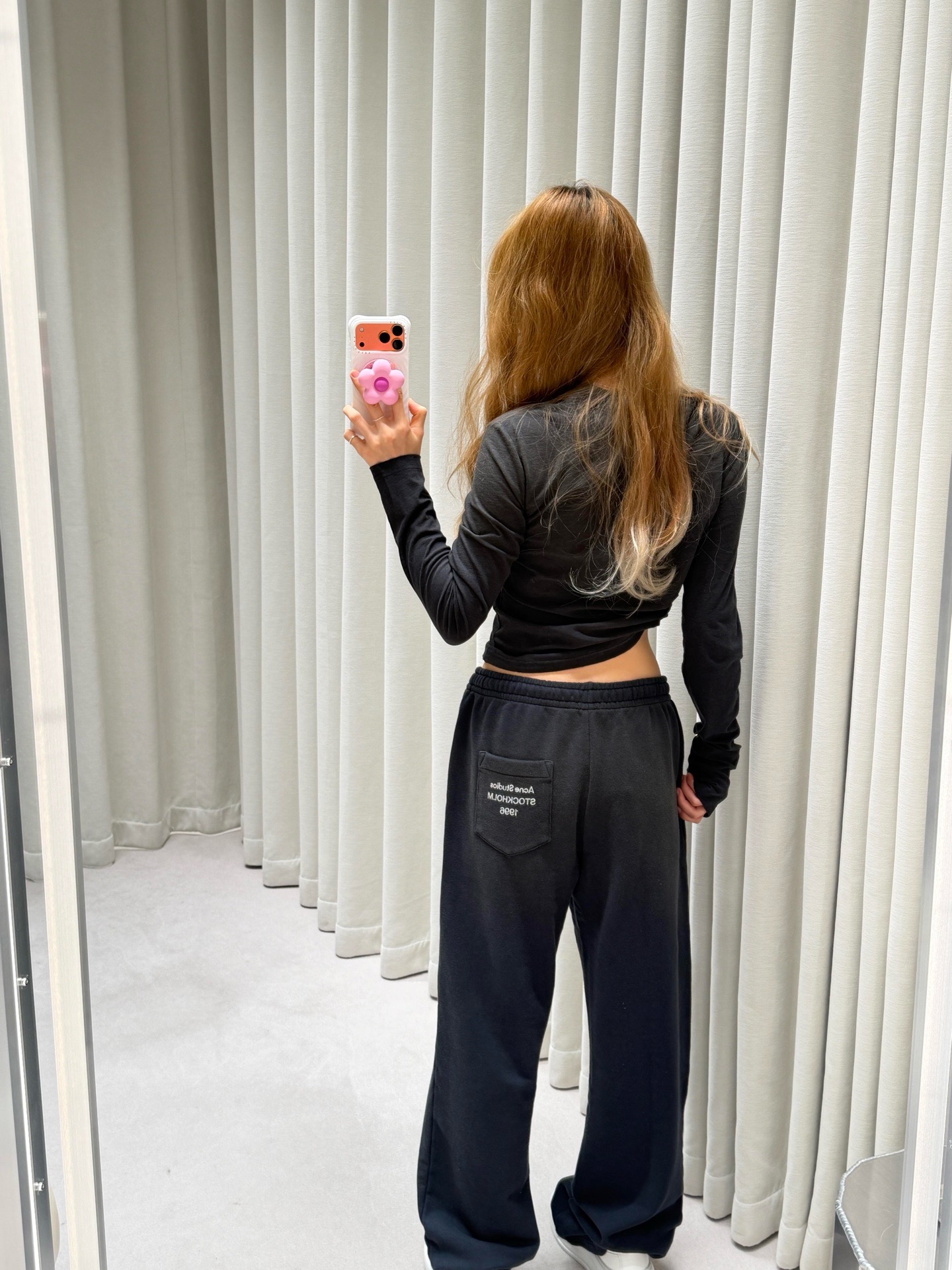 Ac Studios logo-print distressed trousers Customized Mu Heng cloud woven fleece, retro inkjet printing to create a hazy old texture, adjustable drawstring elastic waist, exquisite logo printing on the back pocket for a low-key touch, slightly wide straight trouser legs that stretch easily, and can be matched with the same series of jackets - Image 10