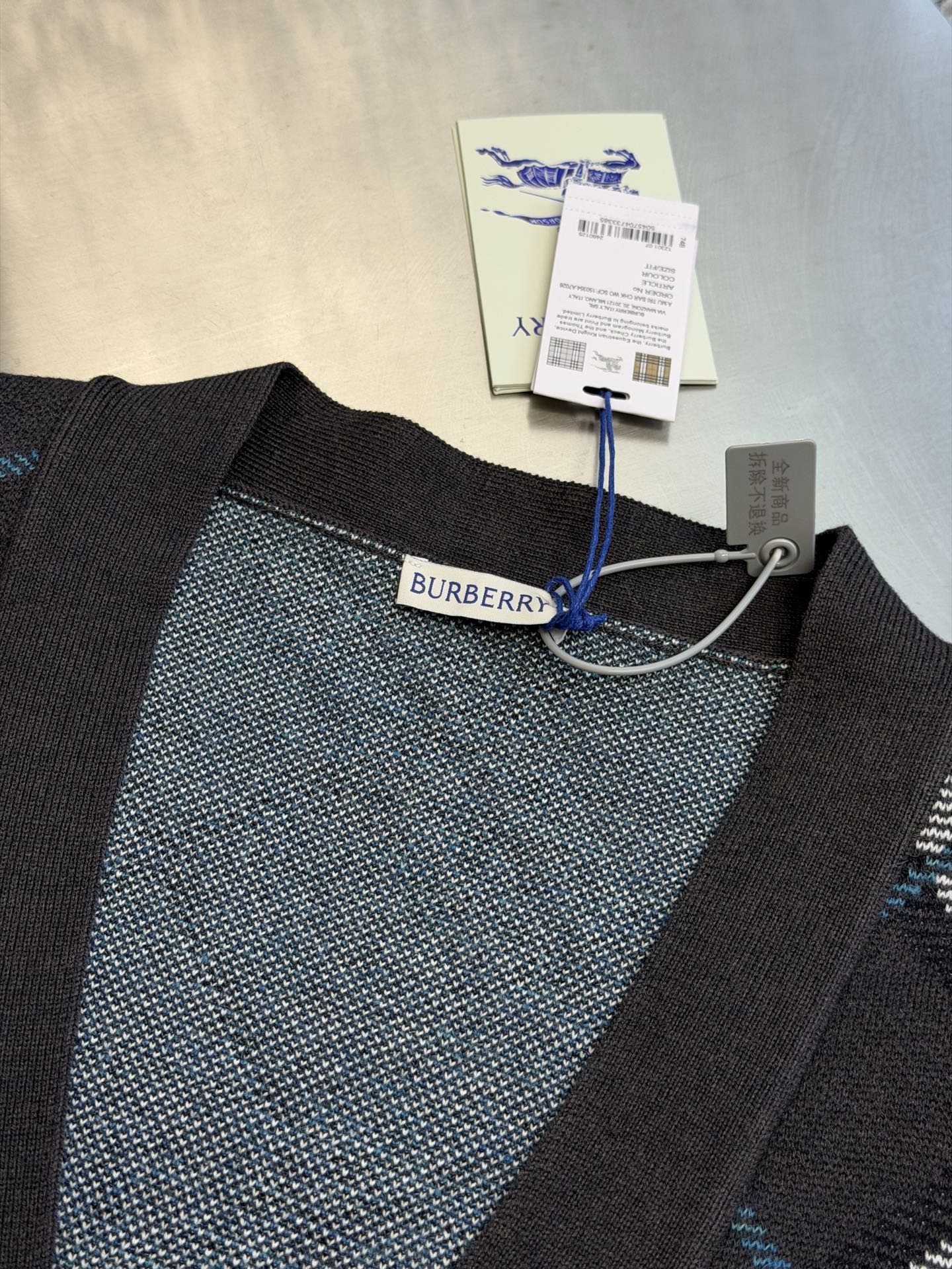 Bbr plaid jacquard cardigan knitted sweater Wool blended mohair yarn, using German imported (SOTO) 14 knitting machine, fabric jacquard, wool enzyme washing, customized 1:1 buttons size:s m l xl ⚠️Hand washing is recommended (this product is made of wool and is not easy to machine wash) - Image 6