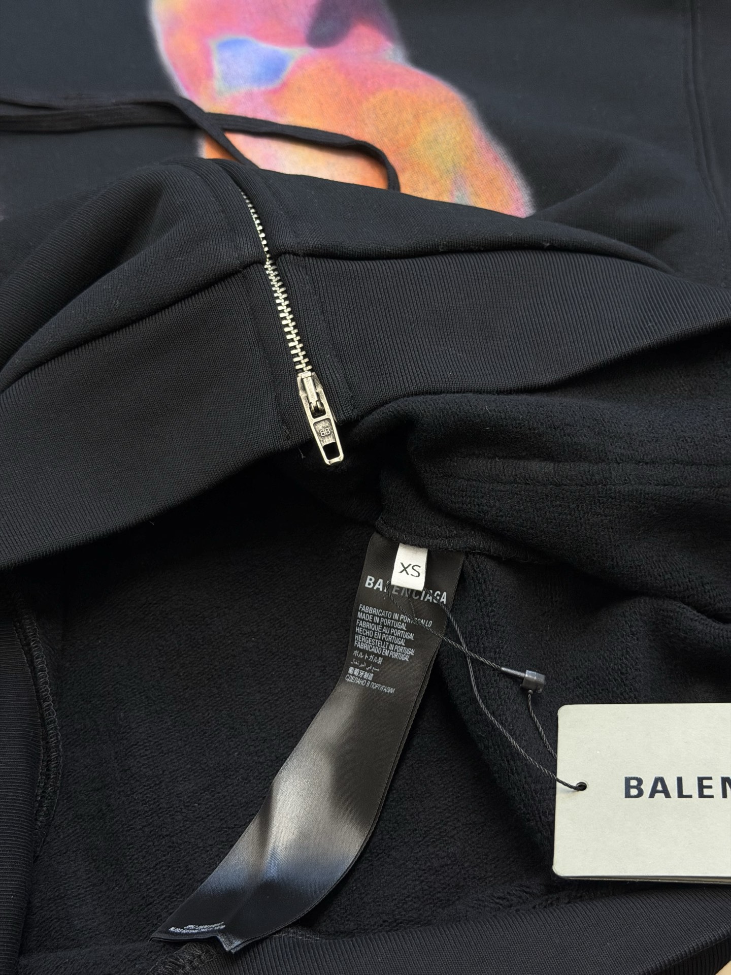 Paris sunset gradient zipper sweatshirt Select heavyweight high-density terry knitting to retain a relaxed and drapey feel - Image 9