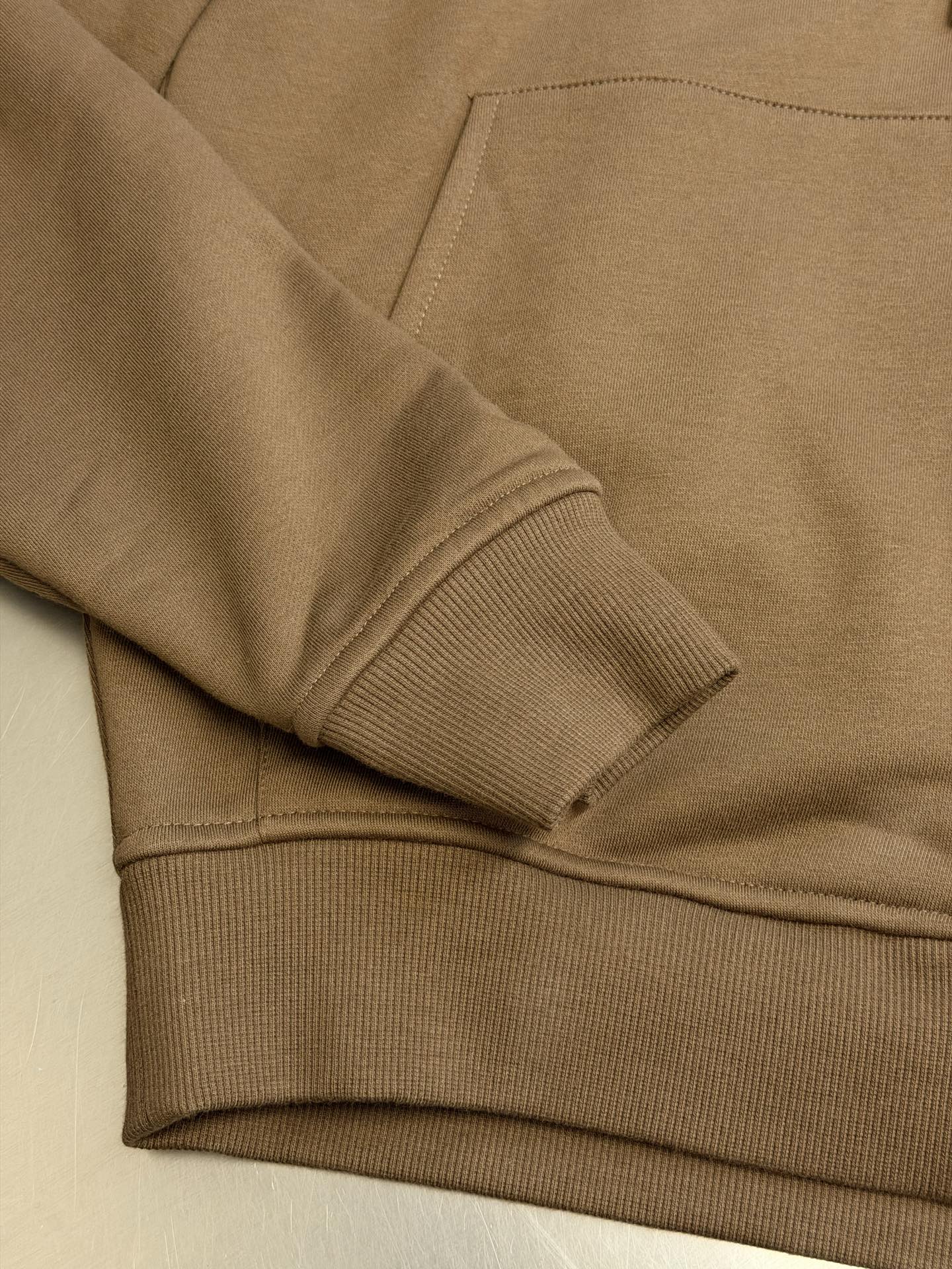 Hermès embroidered leather zippered jacket Customized Yunheng brocade cotton velvet, a neat full-open zipper creates a smooth hooded configuration, and the drawstring of the same color can be adjusted to the shape of the hood. - Image 8