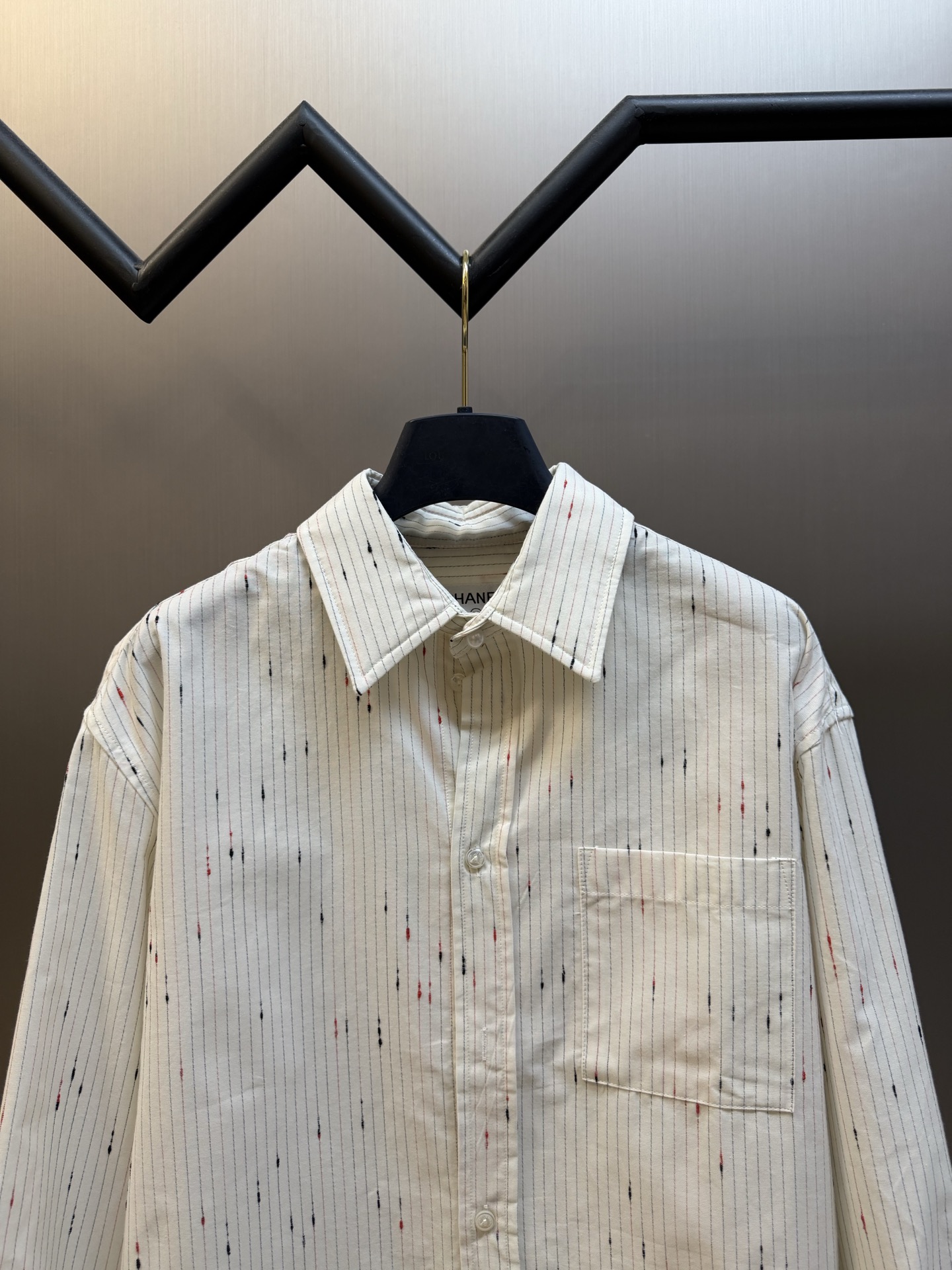 Xiaoxiang Double C embroidered striped shirt Customized star-dot yarn-dyed jacquard poplin material, pure white porcelain spreads the body in sequence, fine ink vertical patterns are interwoven with fine colorful dots and shooting stars, precipitating the French simple and relaxed luxury charm of aristocratic family - Image 2