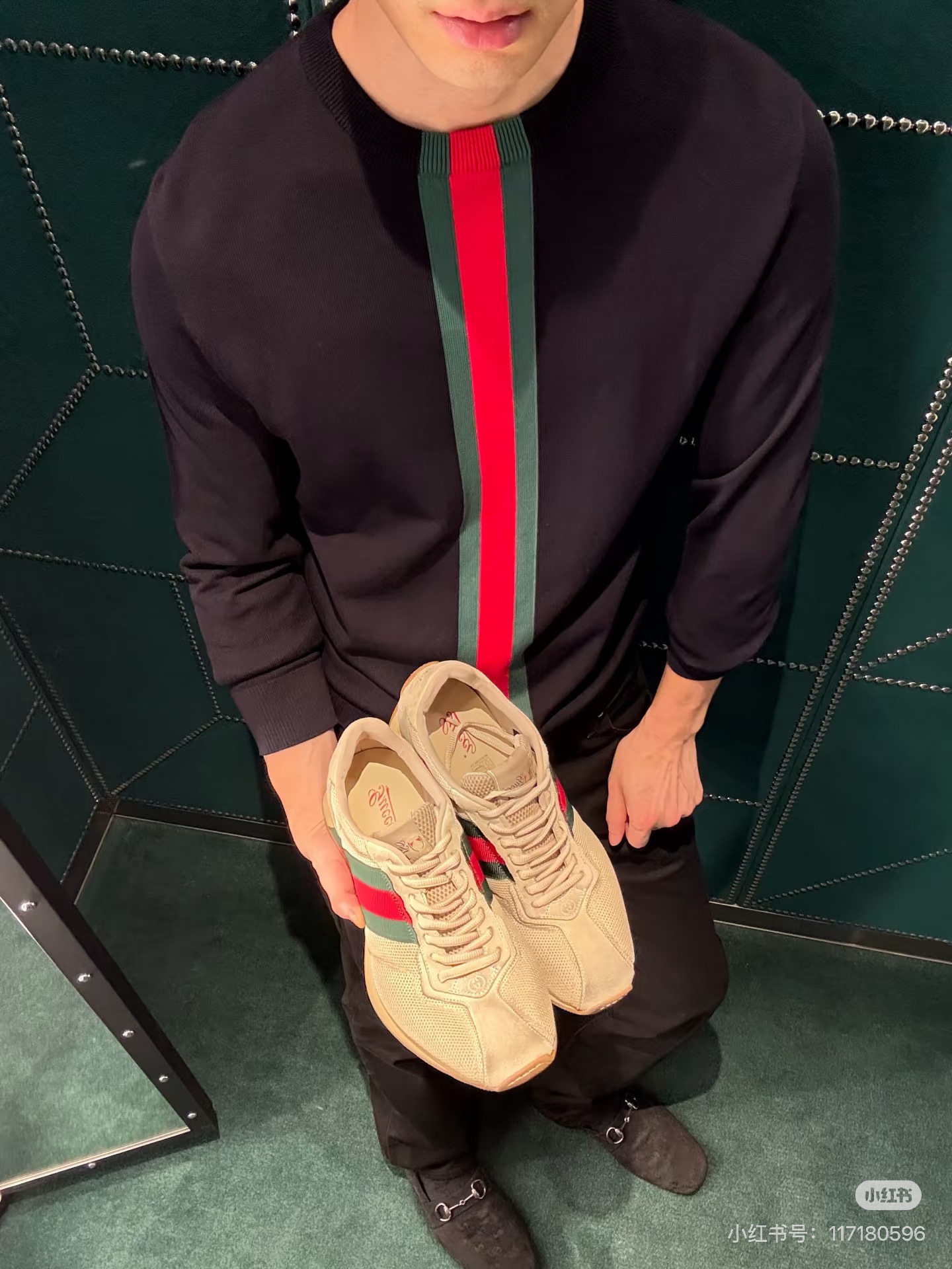 Gucc*/Gucci SS26 vertical striped jacquard knitted crew neck sweater The whole piece is made of custom-woven wool blended yarn - Image 11