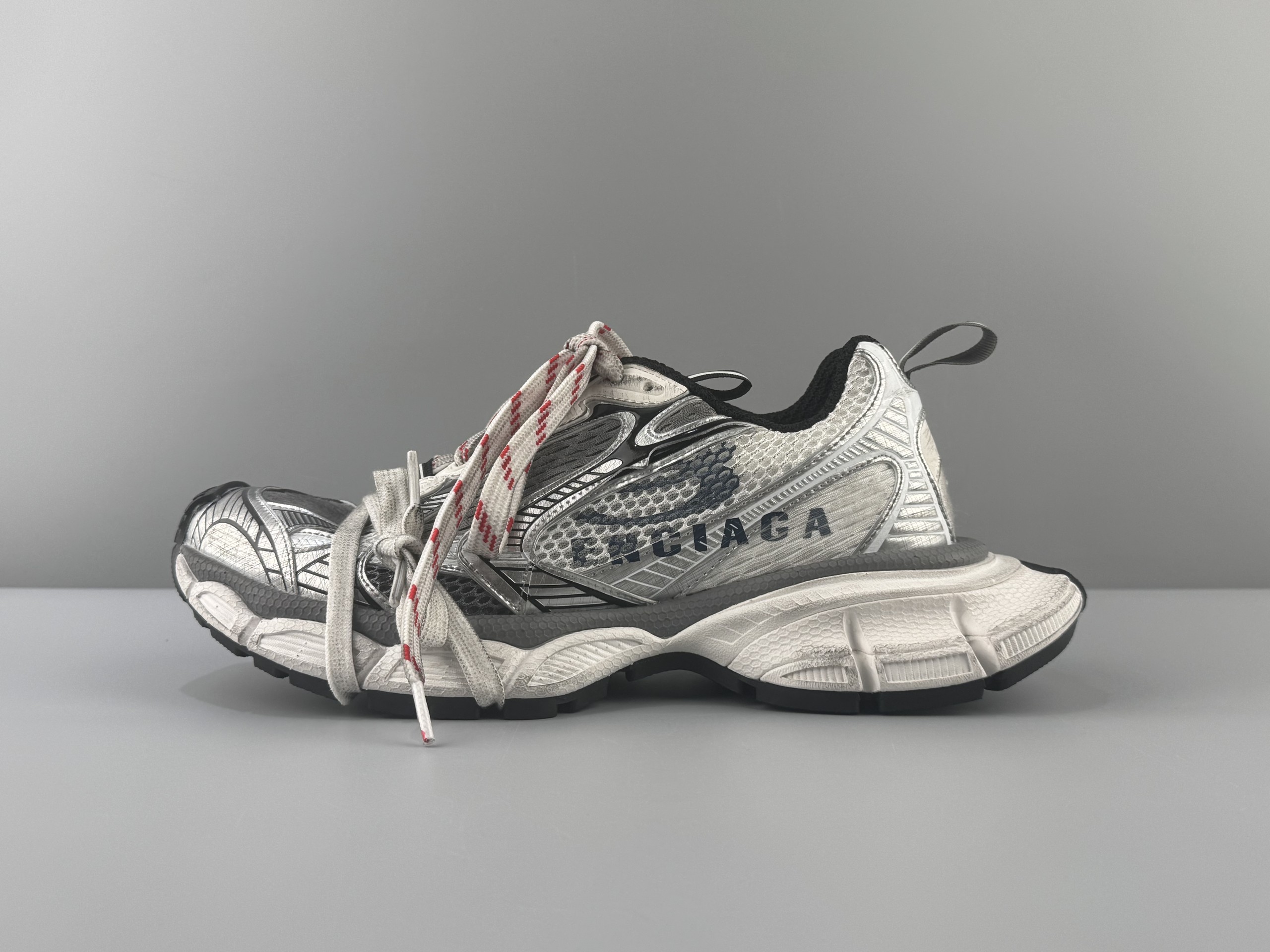 One of the best on the market) Balenciaga 3XL Split Logo 2026 Hot Color White and Gray Spliced Graffiti Sneaker XXXL Balenciaga lace-up dad shoes original last production Mesh and microfiber are all purchased from original materials