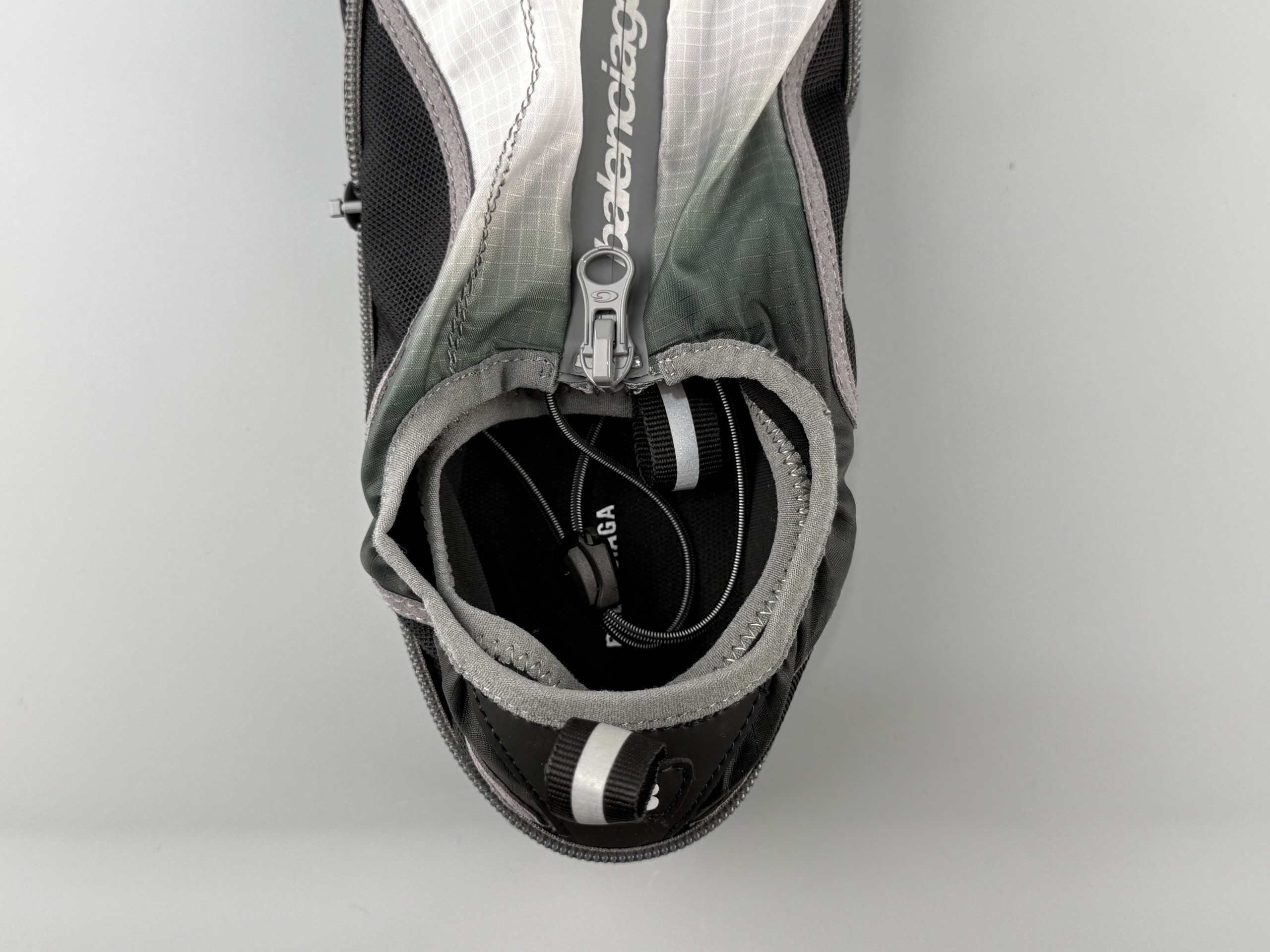 Balenciaga Pocket round toe drawstring low-cut sneakers zipper shoes outdoor shoes Size: 35 36 37 38 39 40 41 42 43 44 45 - Image 11