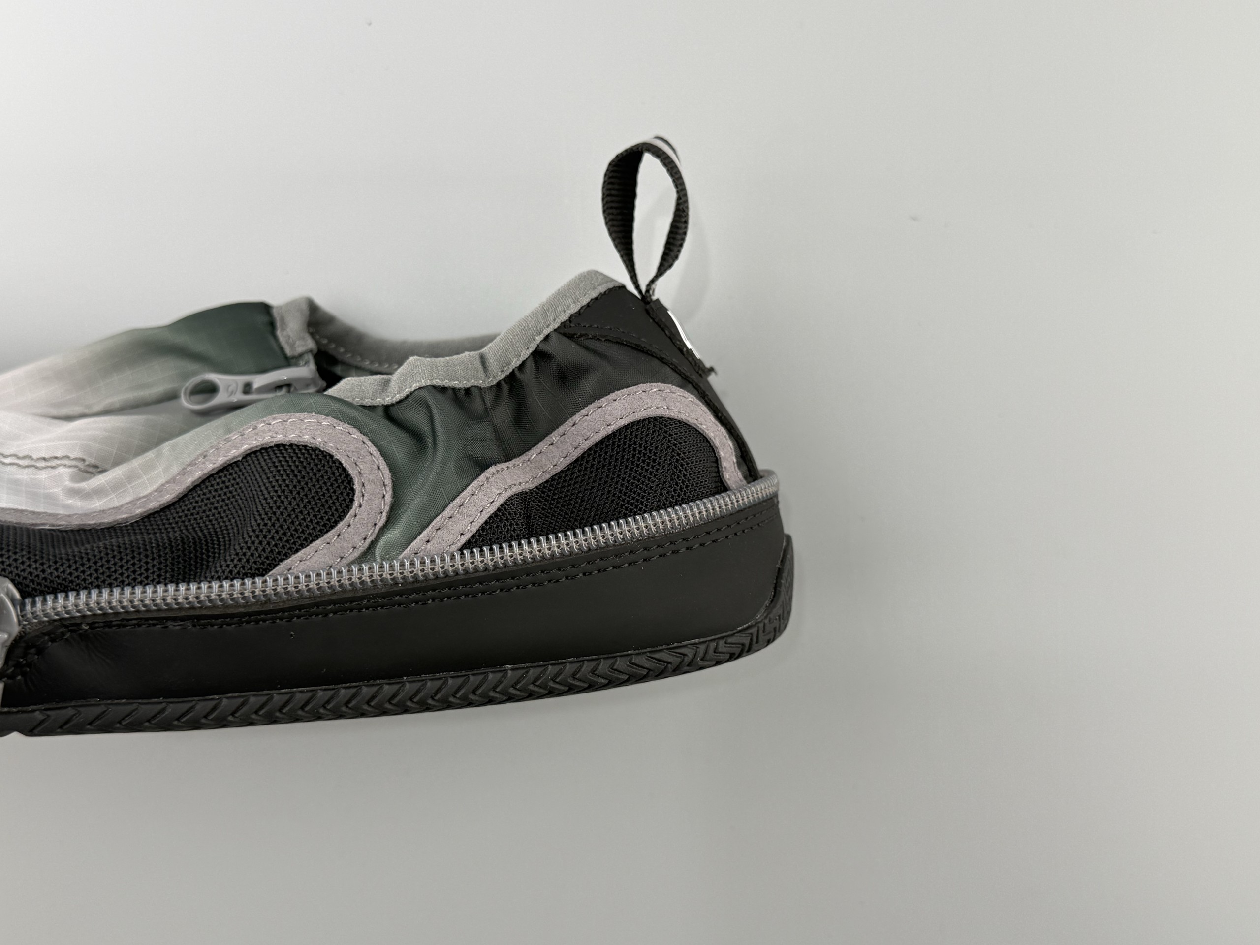 Balenciaga Pocket round toe drawstring low-cut sneakers zipper shoes outdoor shoes Size: 35 36 37 38 39 40 41 42 43 44 45 - Image 13