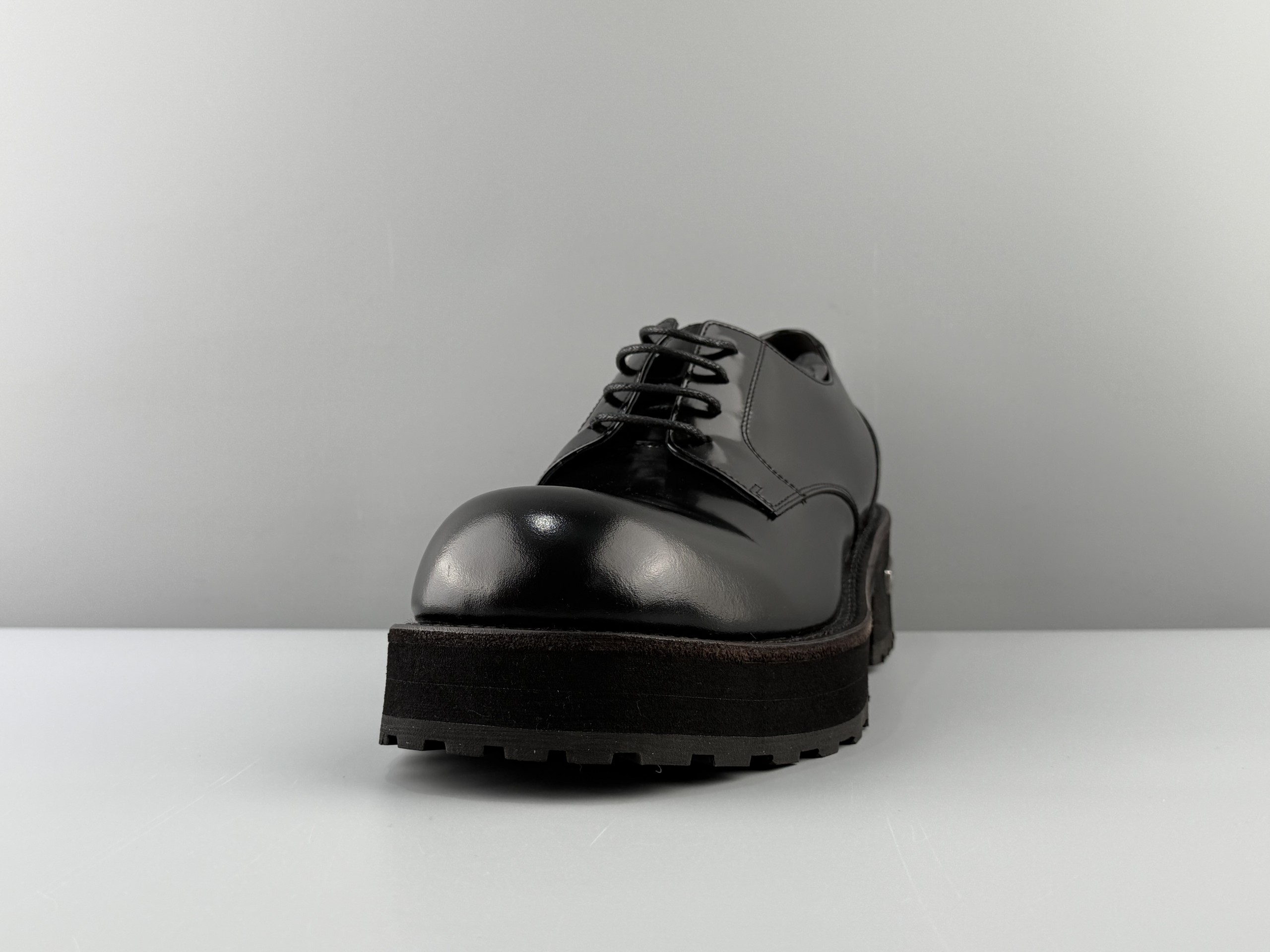 Balenciaga Venom pour cow leather round toe lace-up Derby shoes casual leather shoes men's black Size: 39 40 41 42 43 44 45 46 - Image 2