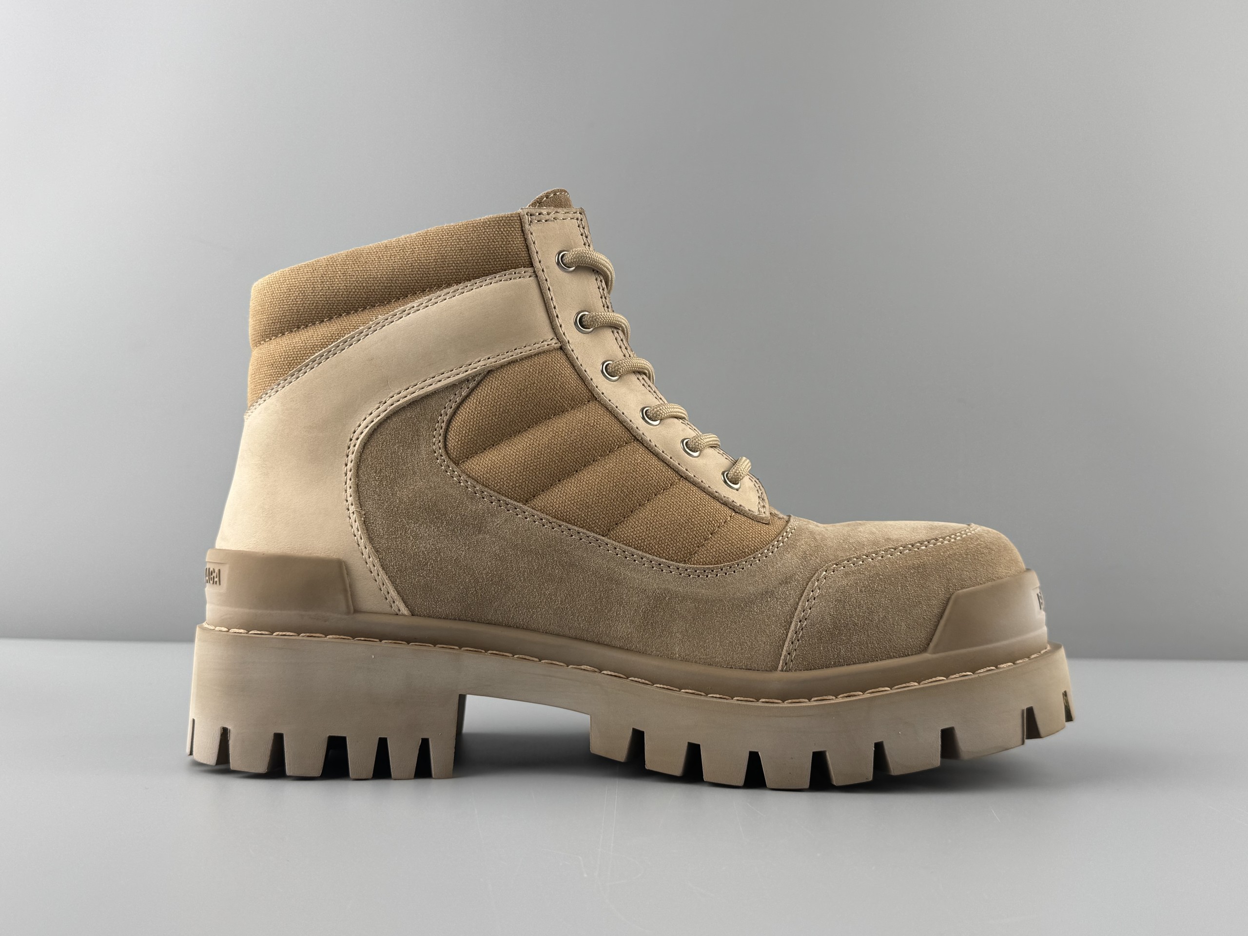 Balenciaga Balenciaga Combat Strike Round Toe Lace-Up Short Martin Boots Men's Size: 39/46 Large Size Customization Non-returnable - Image 3