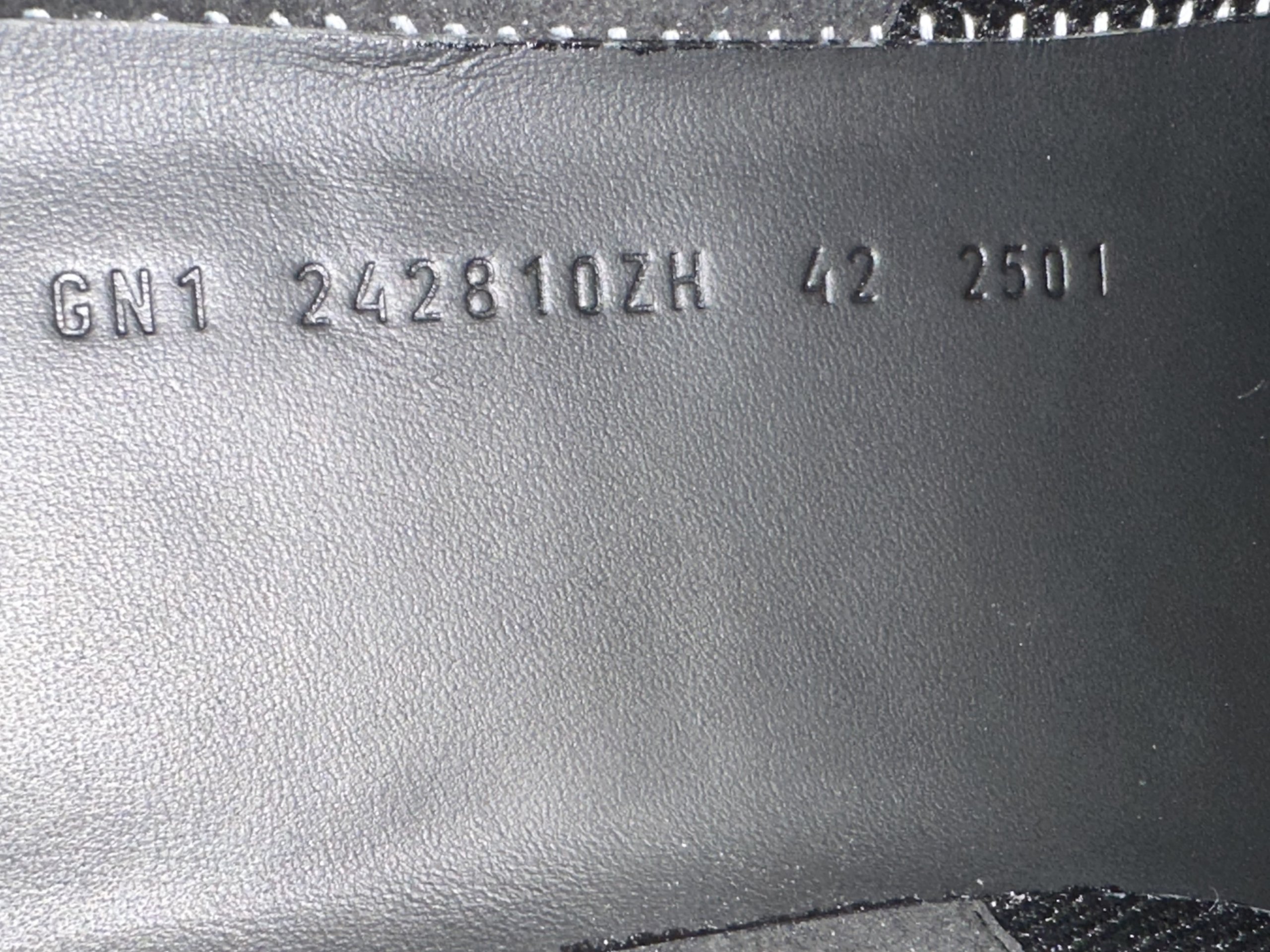 Produced by Foshan’s top manufacturers ❗hot model for foreign trade❗) HERMES Lift suede goatskin, lace-free thick sole, 4cm low-top lifestyle casual shoes, complex craftsmanship, men's style, imported leather production! The best outsole on the market! The tooth marks and water chestnuts are clear and three-dimensional! Produced with top imported raw materials! Size:38 39 40 41 42 43 44 45 46 (Excellent order price❗) - Image 16