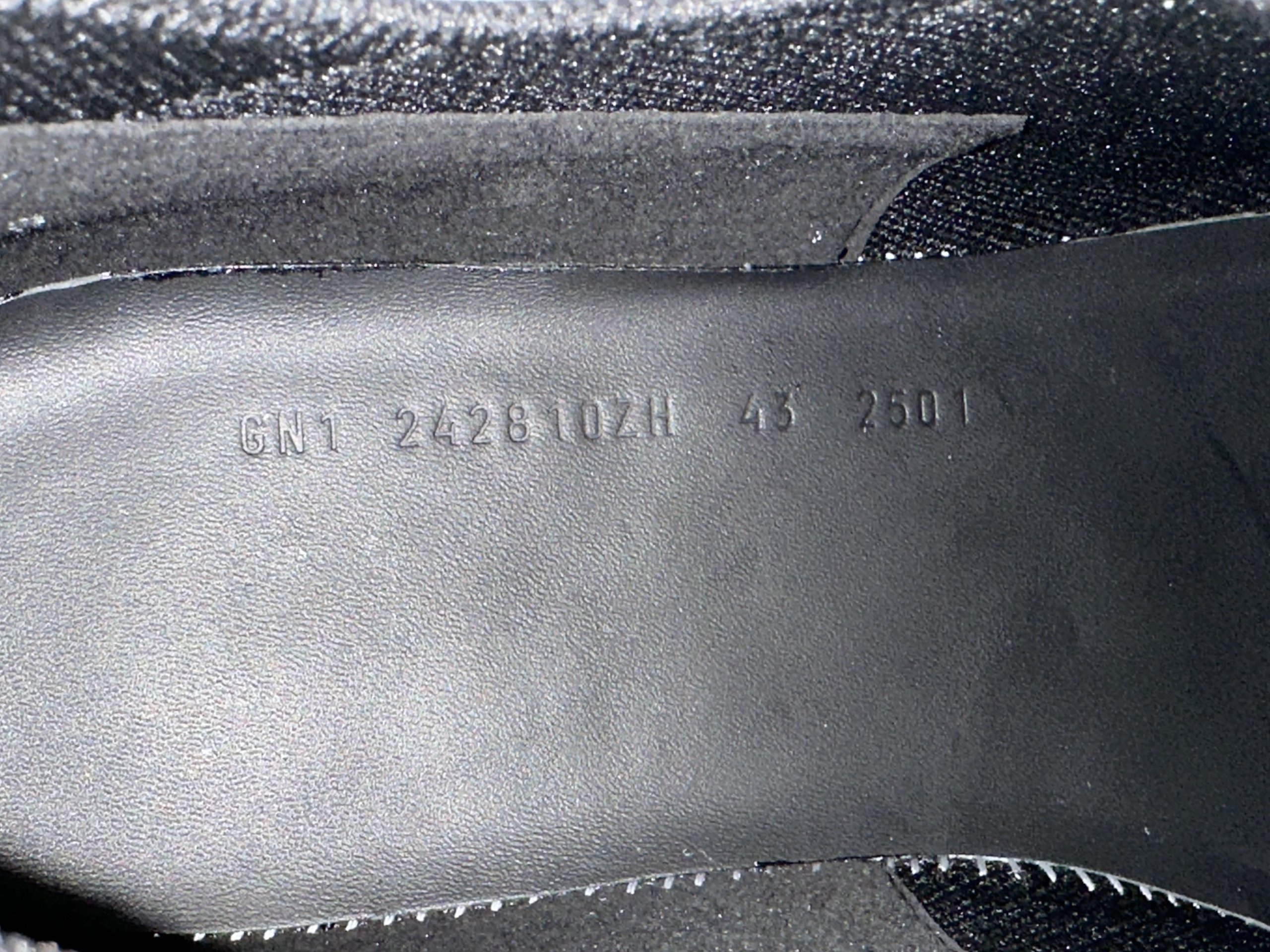Produced by Foshan’s top manufacturers ❗hot model for foreign trade❗) HERMES Lift suede goatskin, lace-free thick sole, 4cm low-top lifestyle casual shoes, complex craftsmanship, men's style, imported leather production! The best outsole on the market! The tooth marks and water chestnuts are clear and three-dimensional! Produced with top imported raw materials! Size:38 39 40 41 42 43 44 45 46 (Excellent order price❗) - Image 16
