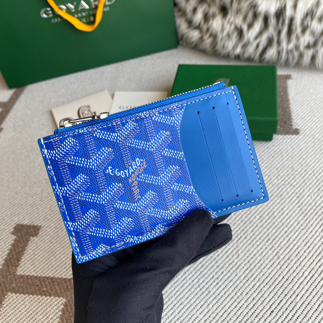 Goyard Goya counter latest version upgraded version new color 🤩 Bourbon flat zipper card holder wallet Three card slots and one zipper pocket can safely store change~ Size: 12.5cm x 1cm x 8.4cm~ Style No
