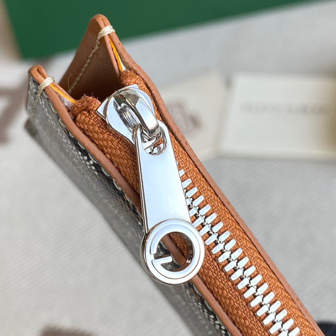 Goyard Goya counter latest version upgraded version new color 🤩 Bourbon flat zipper card holder wallet Three card slots and one zipper pocket can safely store change~ Size: 12.5cm x 1cm x 8.4cm~ Style No - Image 6