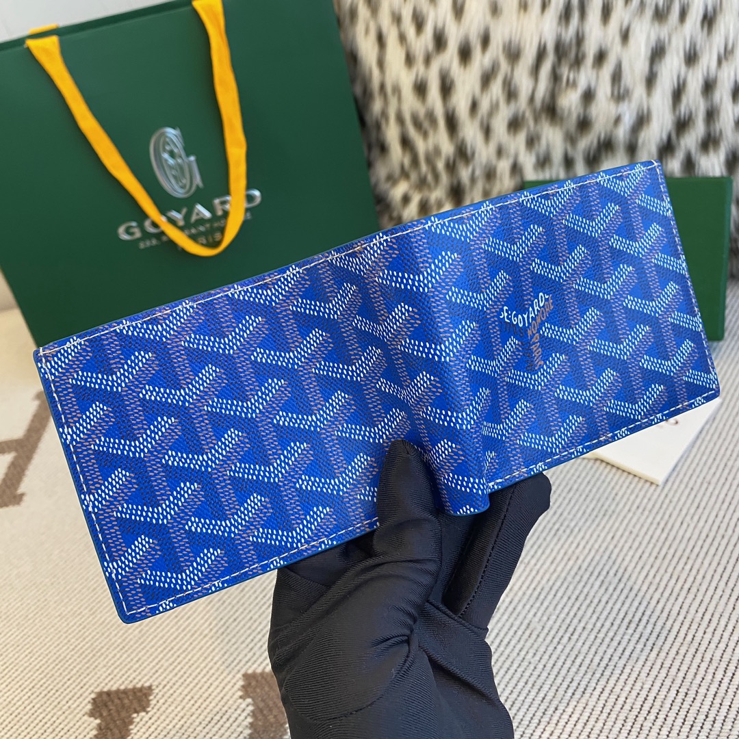 Goyard bifold card holder wallet 5 card slots with coin pocket GOYARD is the only card holder with a coin pocket - Image 3