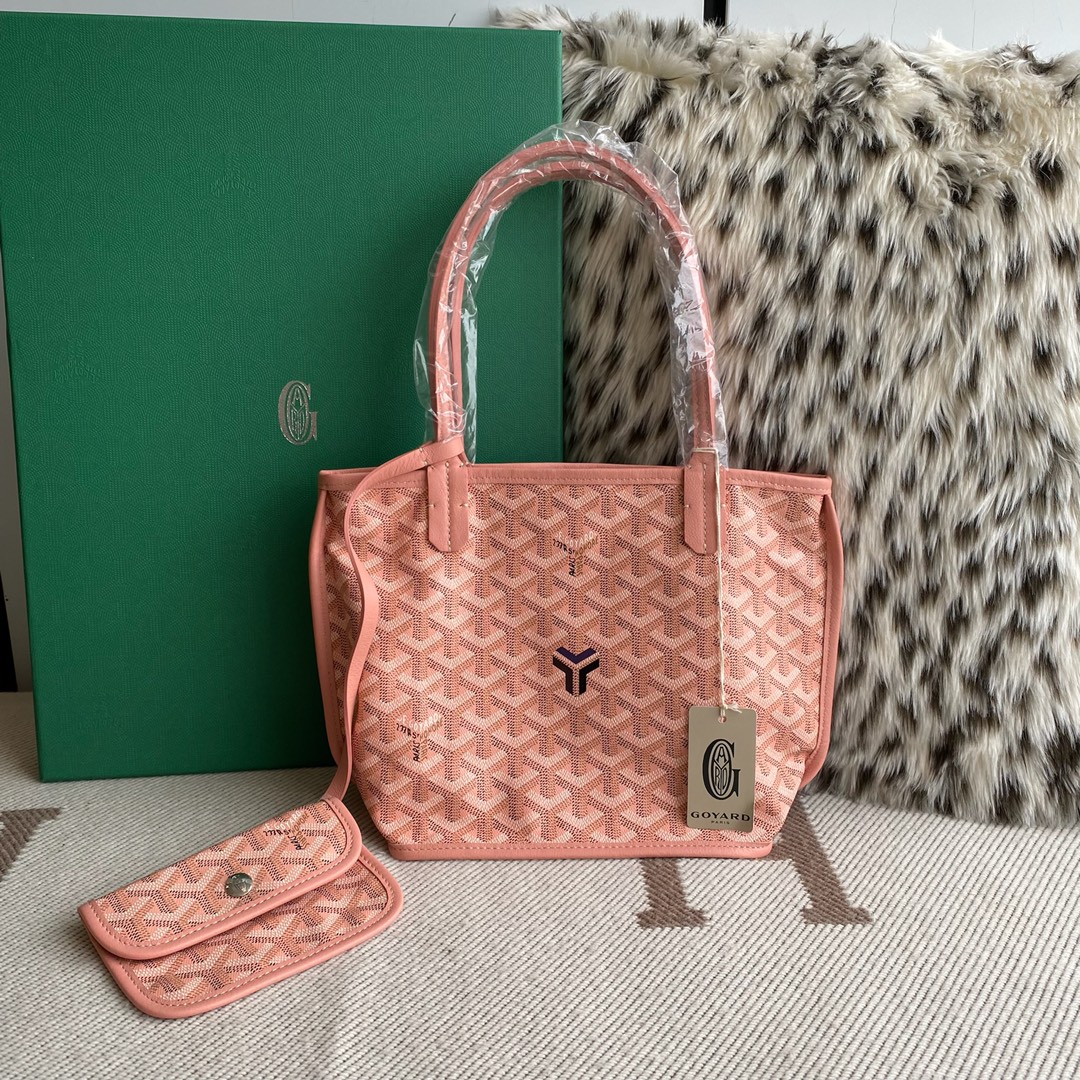 🤩Goyard classic vegetable basket anjou mini tote double-sided shopping bag tote double-sided bag shoulder handbag Size: 20.5X9X20cm~ I can’t think of any brand with more taste than Goya! Multiple colors to choose from, classic colors, canvas fabric with fragrance, exquisite workmanship ☺️ Comes with a full set of packaging at the counter, the first choice for gift giving ✨ Style No