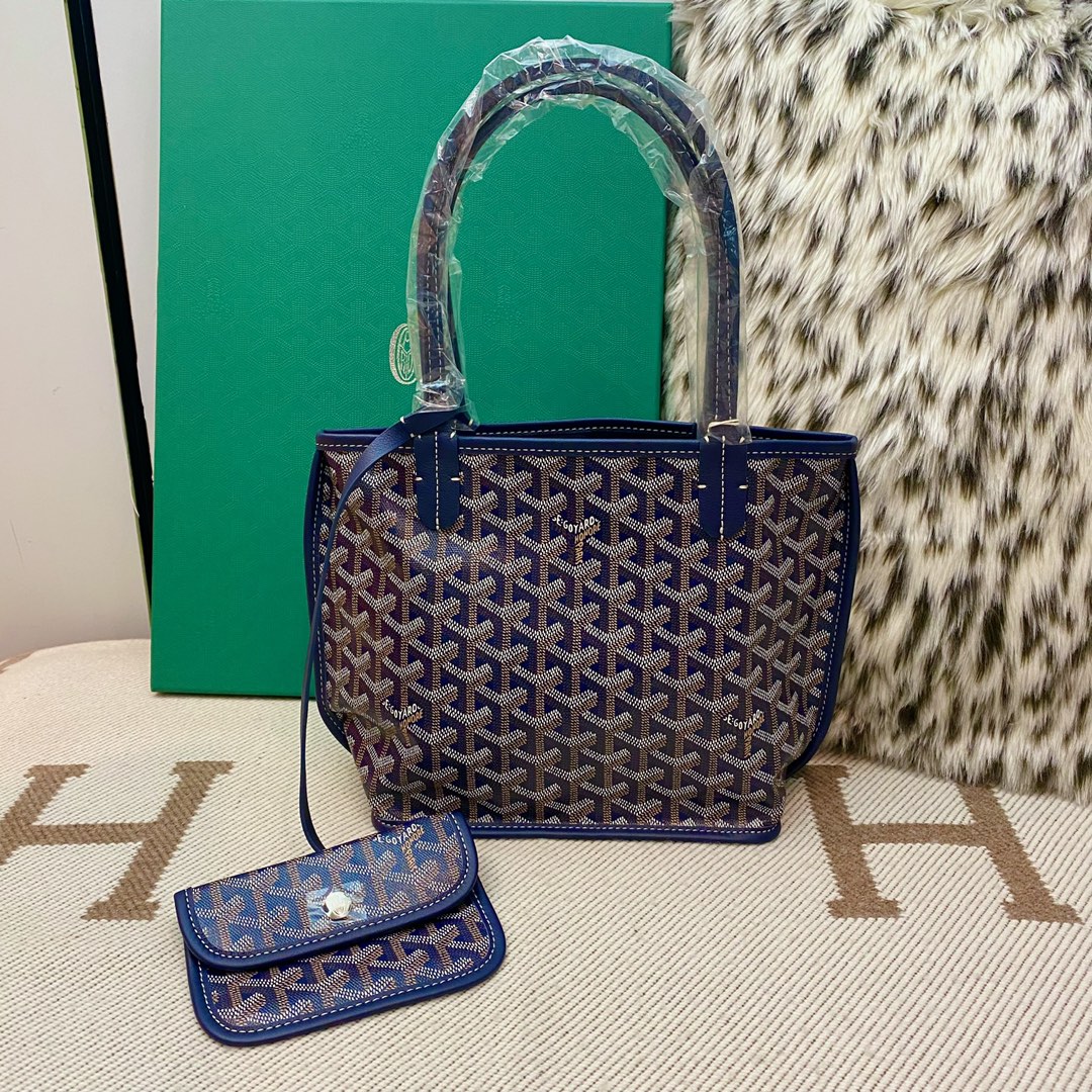 🤩Goyard classic vegetable basket anjou mini tote double-sided shopping bag tote double-sided bag shoulder handbag Size: 20.5X9X20cm~ I can’t think of any brand with more taste than Goya! Multiple colors to choose from, classic colors, canvas fabric with fragrance, exquisite workmanship ☺️ Comes with a full set of packaging at the counter, the first choice for gift giving ✨ Style No