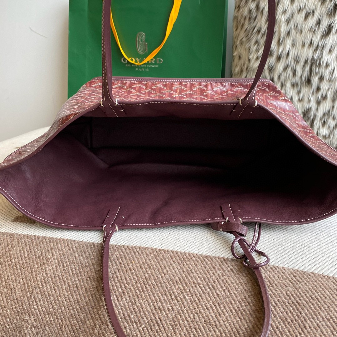 Goyard Goya counter latest version upgraded version new color 🤩Goyard Aniou double-sided shopping bag Goyard's latest Aniou tote bag pays homage to the brand's classic Saint Louis handbag - Image 5