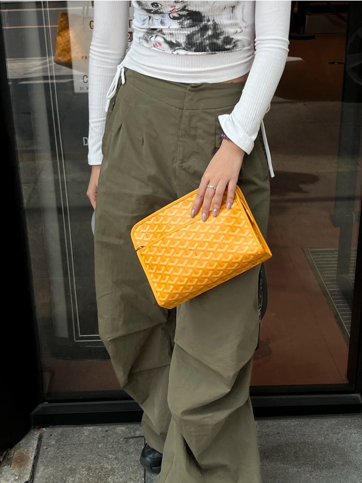 Goyard Goya clutch bag toiletry bag There is also a small zipper bag on the front that can hold some small odds and ends - Image 13