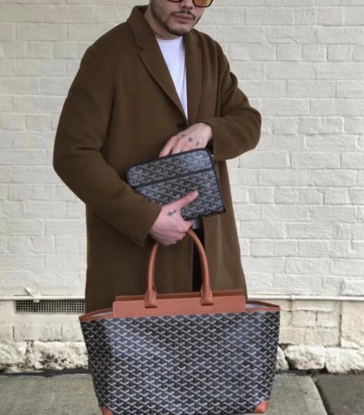 Goyard Goya clutch bag toiletry bag There is also a small zipper bag on the front that can hold some small odds and ends - Image 12
