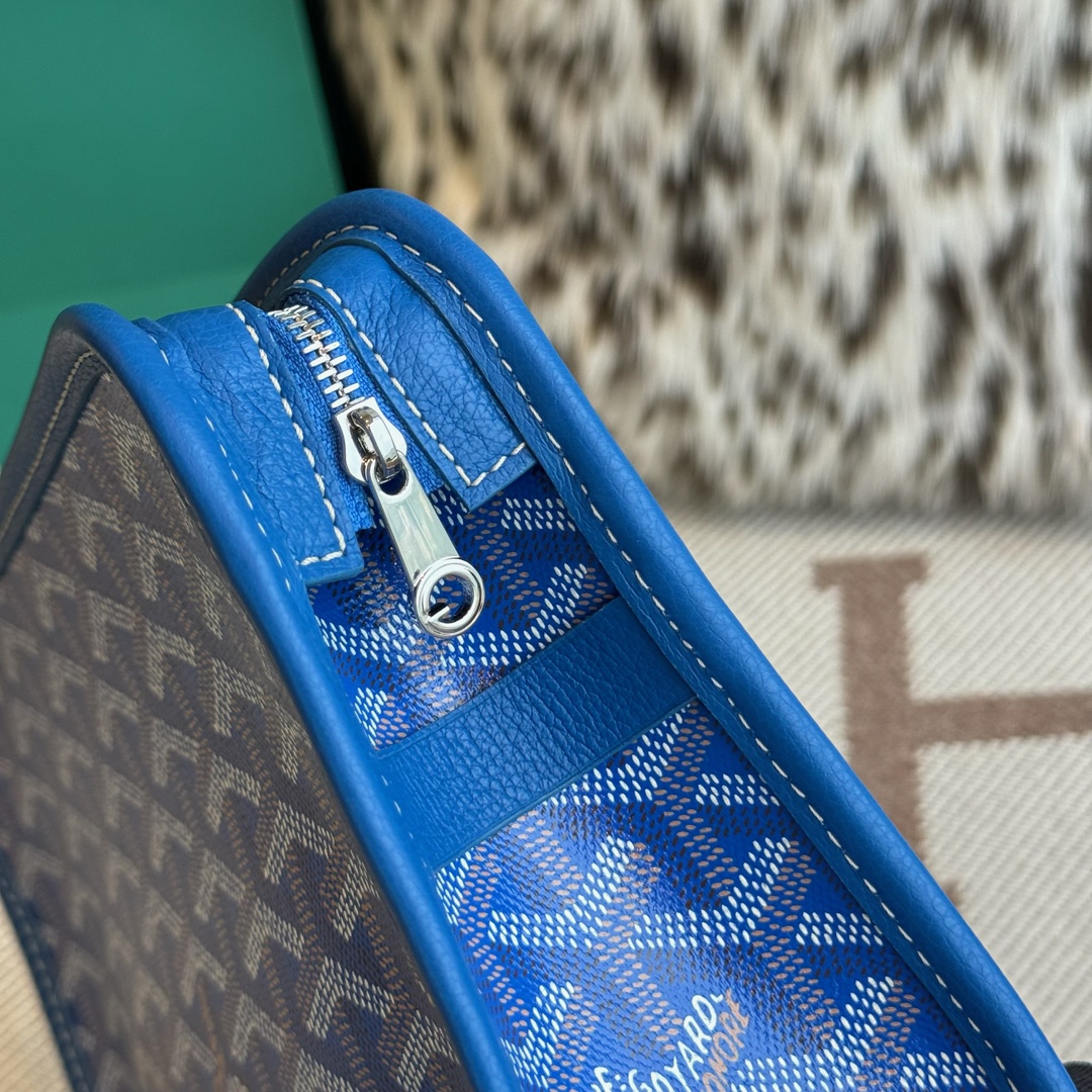 Goyard Goya clutch bag toiletry bag There is also a small zipper bag on the front that can hold some small odds and ends - Image 7