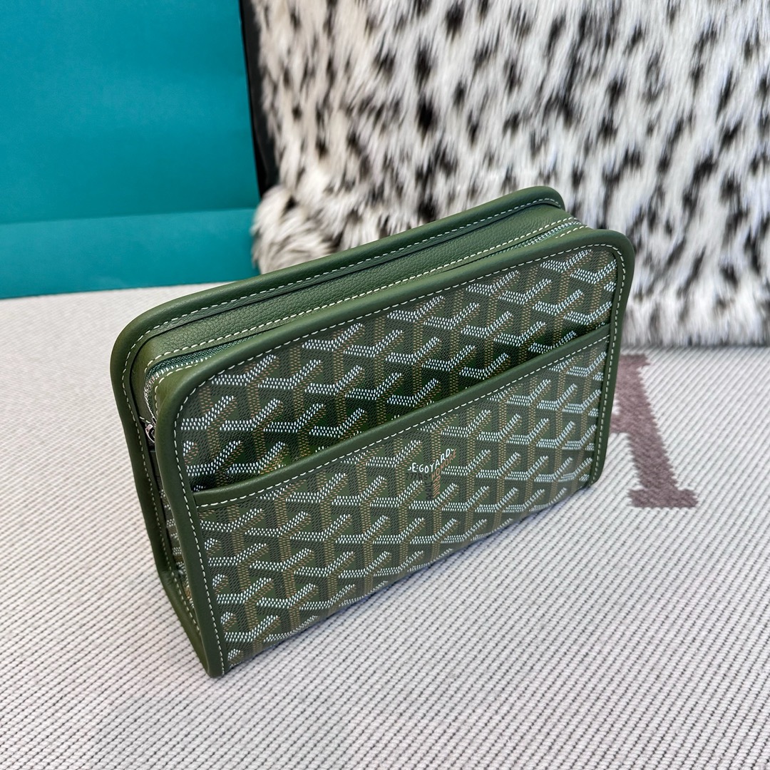 Goyard Goya clutch bag toiletry bag There is also a small zipper bag on the front that can hold some small odds and ends - Image 3