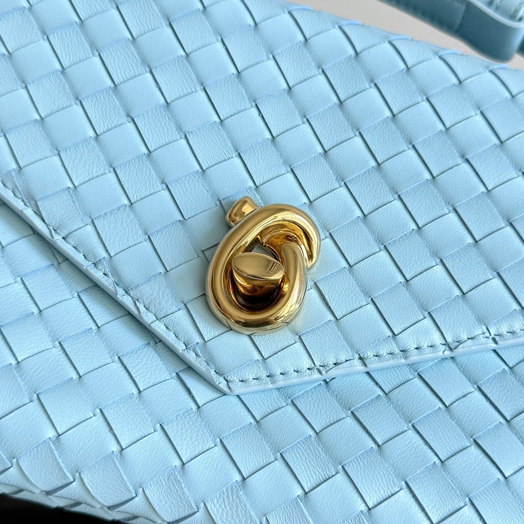 B.v 25🆕Summer new Knot Lock crossbody bag The handbag is made of the brand's most iconic Intrecciato woven sheepskin body - Image 7
