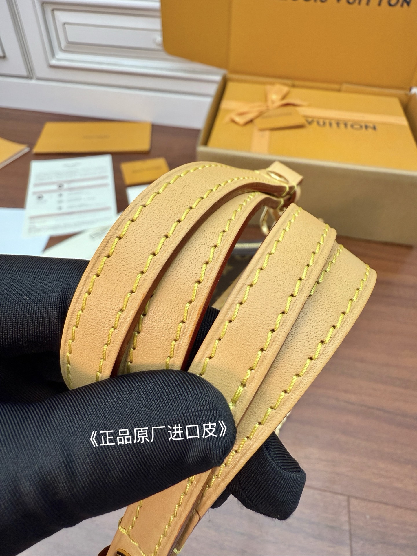 M25519 Imported rhombus fabric (quality and materials upgraded again for the ninth time, counter synchronization, dynamic electronic chip, gift bag, protective paper, copper plate electronic label, certificate of conformity) The leather is a genuine foundry, Italian A-grade tree paste leather (private product), the quality, hardware, fabric, handwork, oil edges, are A-grade products, the photo taken is consistent with the product, and the complete package on the picture - Image 13