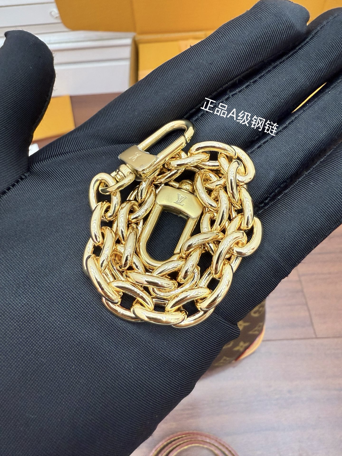 M25519 Imported rhombus fabric (quality and materials upgraded again for the ninth time, counter synchronization, dynamic electronic chip, gift bag, protective paper, copper plate electronic label, certificate of conformity) The leather is a genuine foundry, Italian A-grade tree paste leather (private product), the quality, hardware, fabric, handwork, oil edges, are A-grade products, the photo taken is consistent with the product, and the complete package on the picture - Image 15