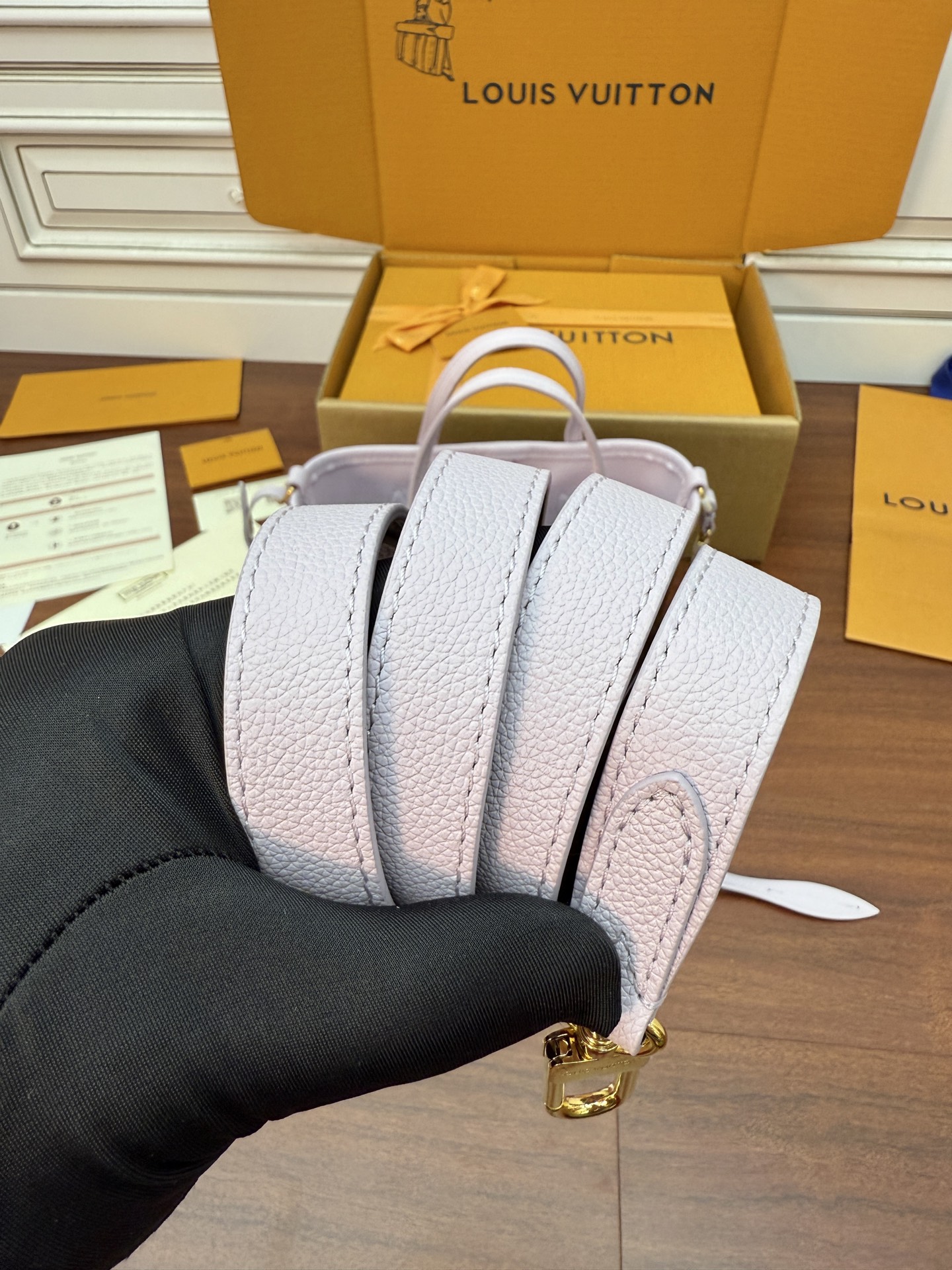 M25656 imported rhombus fabric (quality and materials upgraded again for the ninth time, counter synchronization, dynamic electronic chip, gift bag, protective paper, copperplate electronic label, certificate of conformity) The leather is a genuine foundry, Italian A-grade tree paste leather (private product), the quality, hardware, fabric, handwork, oil edges, is an A-grade product, the photo taken is consistent with the product, and the complete package on the picture - Image 16