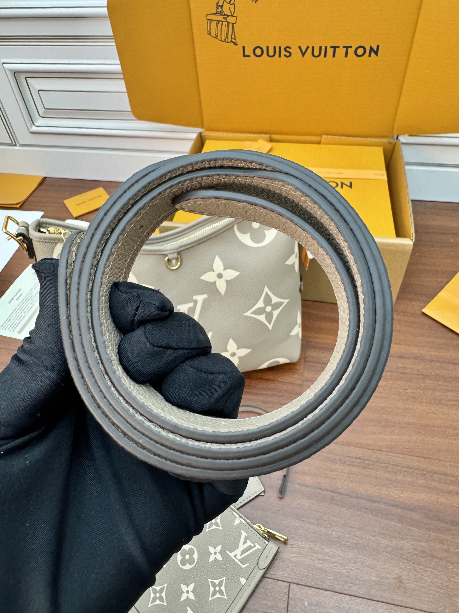 M47180 imported original leather - Image 15