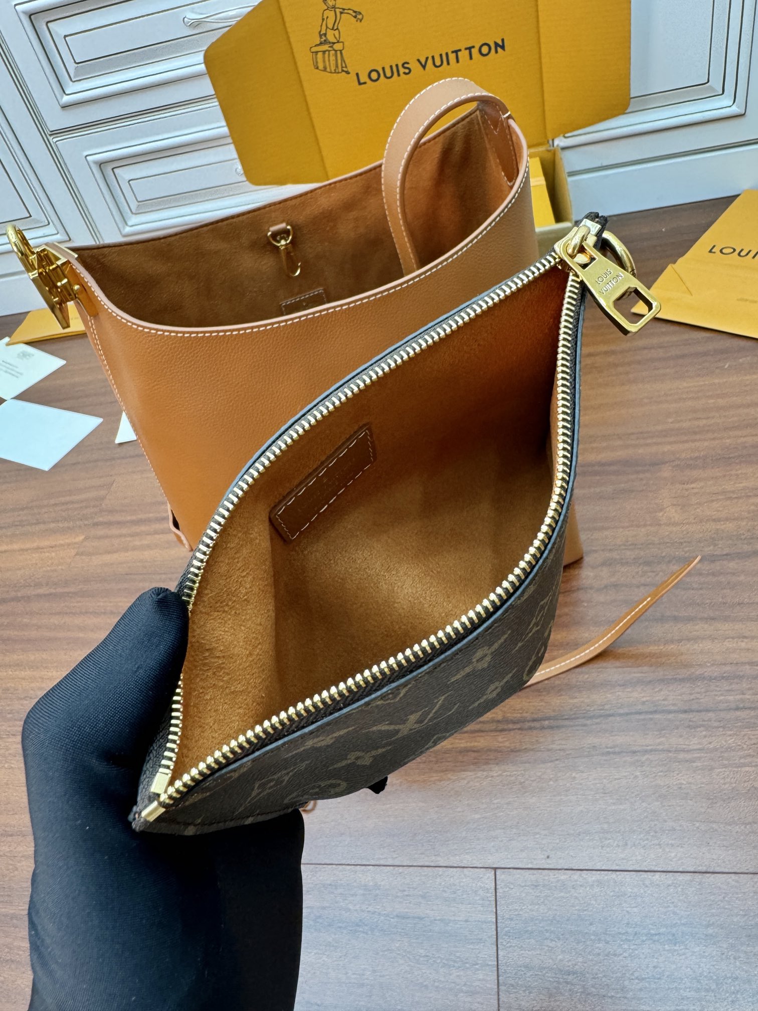M24974 dynamic electronic chip, gift bag, protective paper, copperplate electronic label, certificate) The leather is genuine OEM Italian A-grade leather (super genuine): the so-called super genuine - Image 13