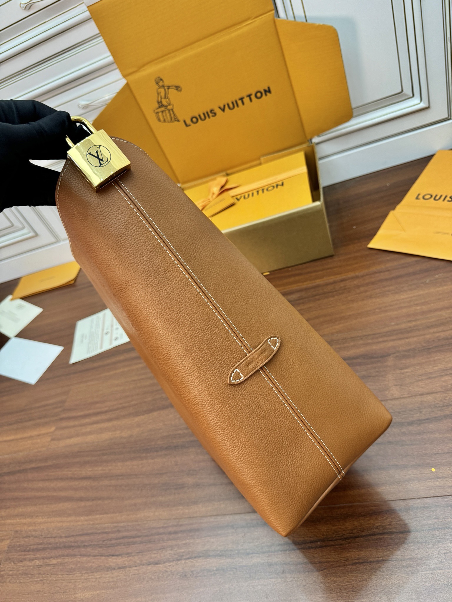 M24974 dynamic electronic chip, gift bag, protective paper, copperplate electronic label, certificate) The leather is genuine OEM Italian A-grade leather (super genuine): the so-called super genuine - Image 23
