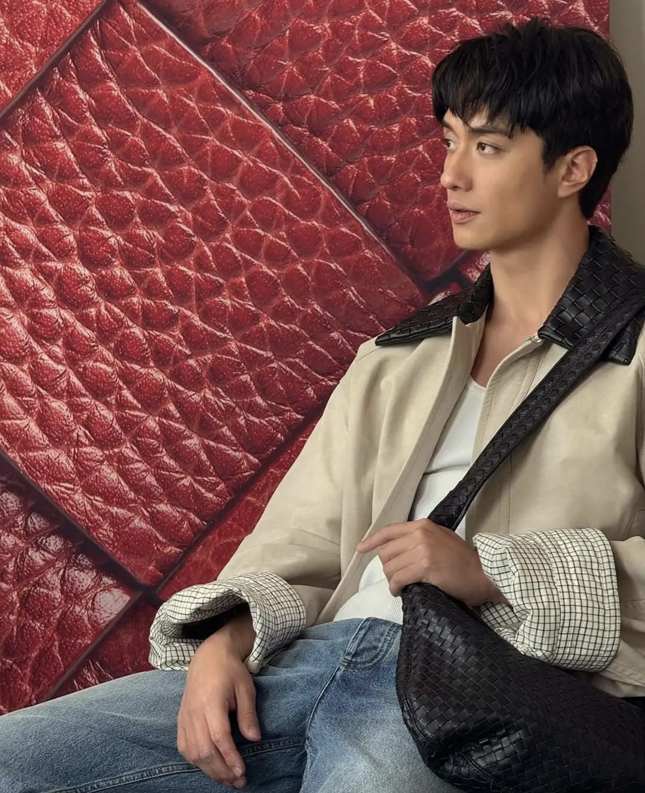 B.v 🆕Veneto crossbody bag medium size The new Veneto cross-body bag is named after the Veneto region where Venice is located - Image 14