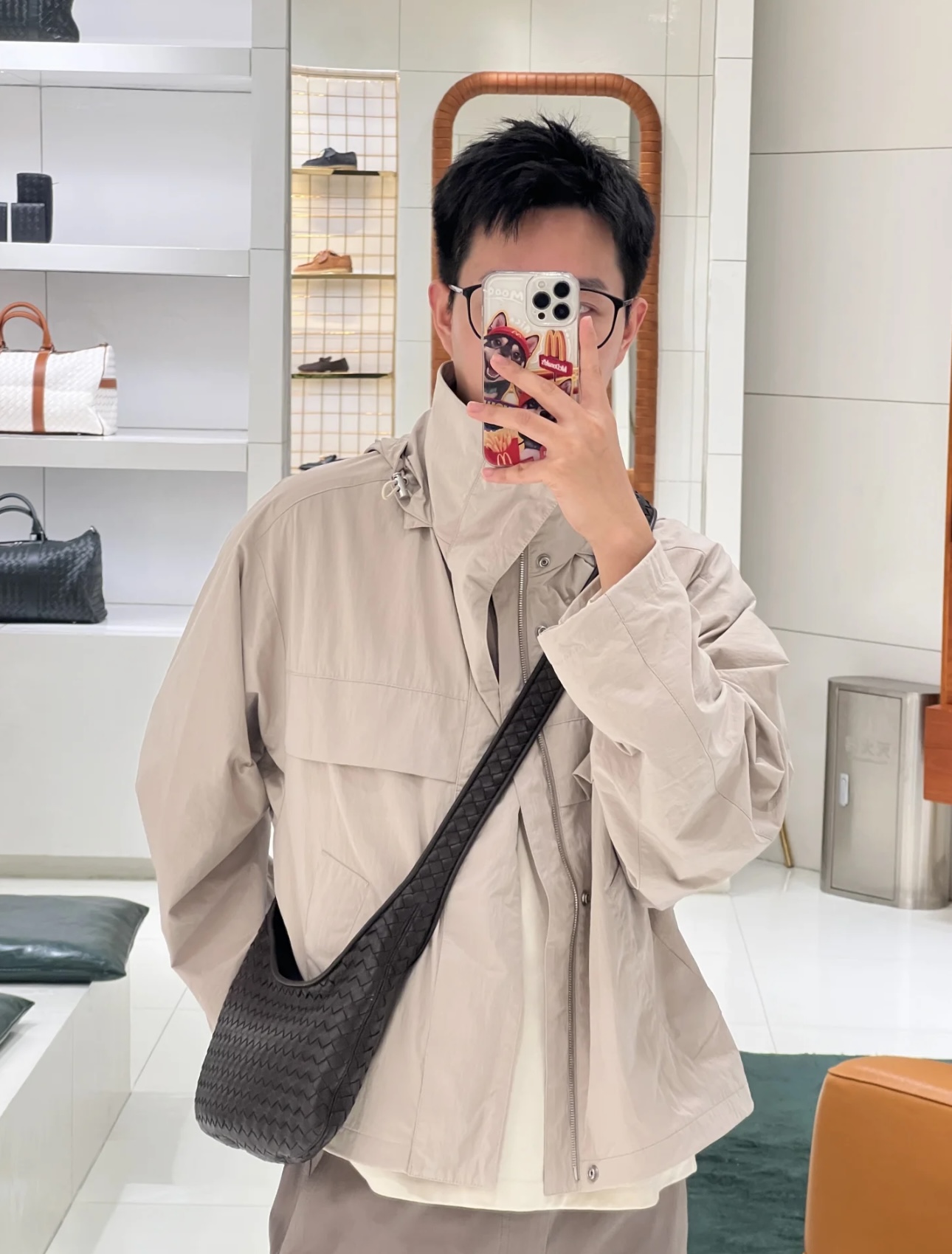 B.v 🆕Veneto crossbody bag small The new Veneto cross-body bag is named after the Veneto region where Venice is located - Image 23