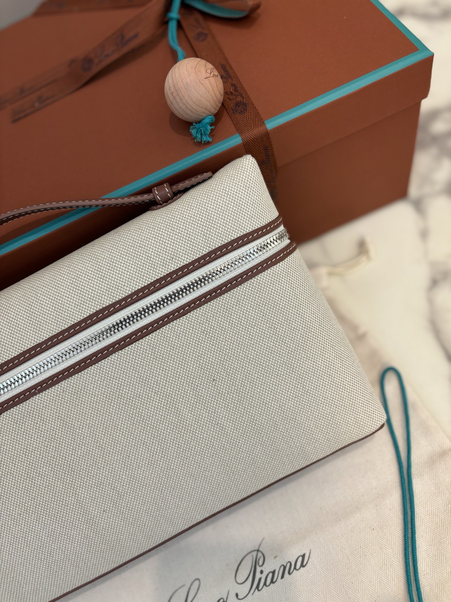Loro Piana Extra Pouch Clutch Detachable zip with tonal logo canvas Size: 29*18*5cm - Image 3