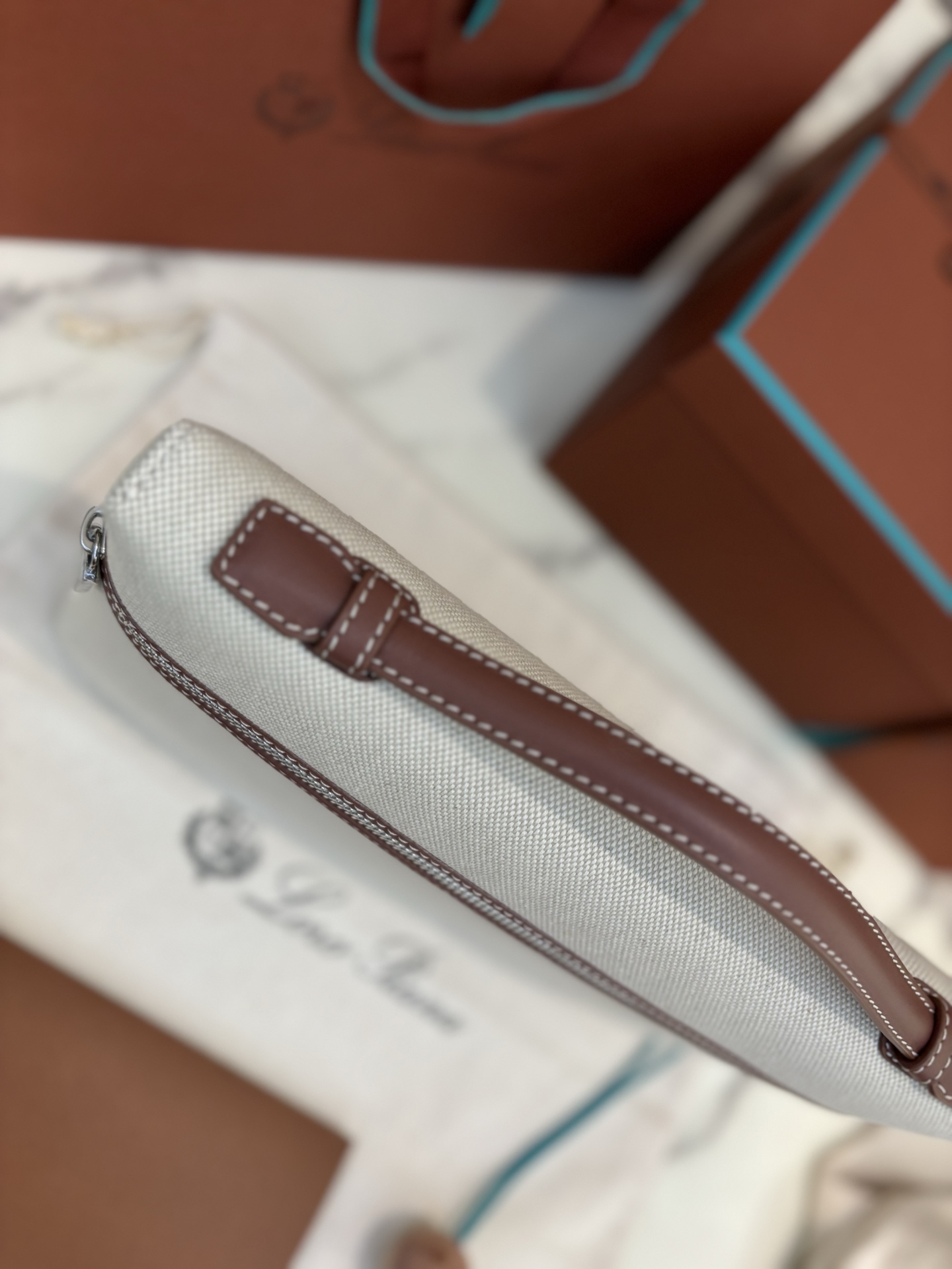 Loro Piana Extra Pouch Clutch Detachable zip with tonal logo canvas Size: 29*18*5cm - Image 6