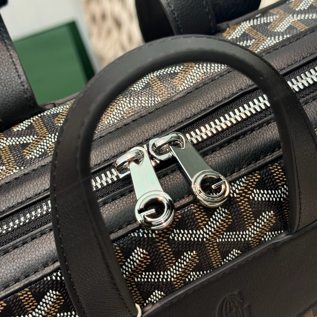 GoyardCisalpin backpack As we all know, Goyard backpacks are very light - Image 9
