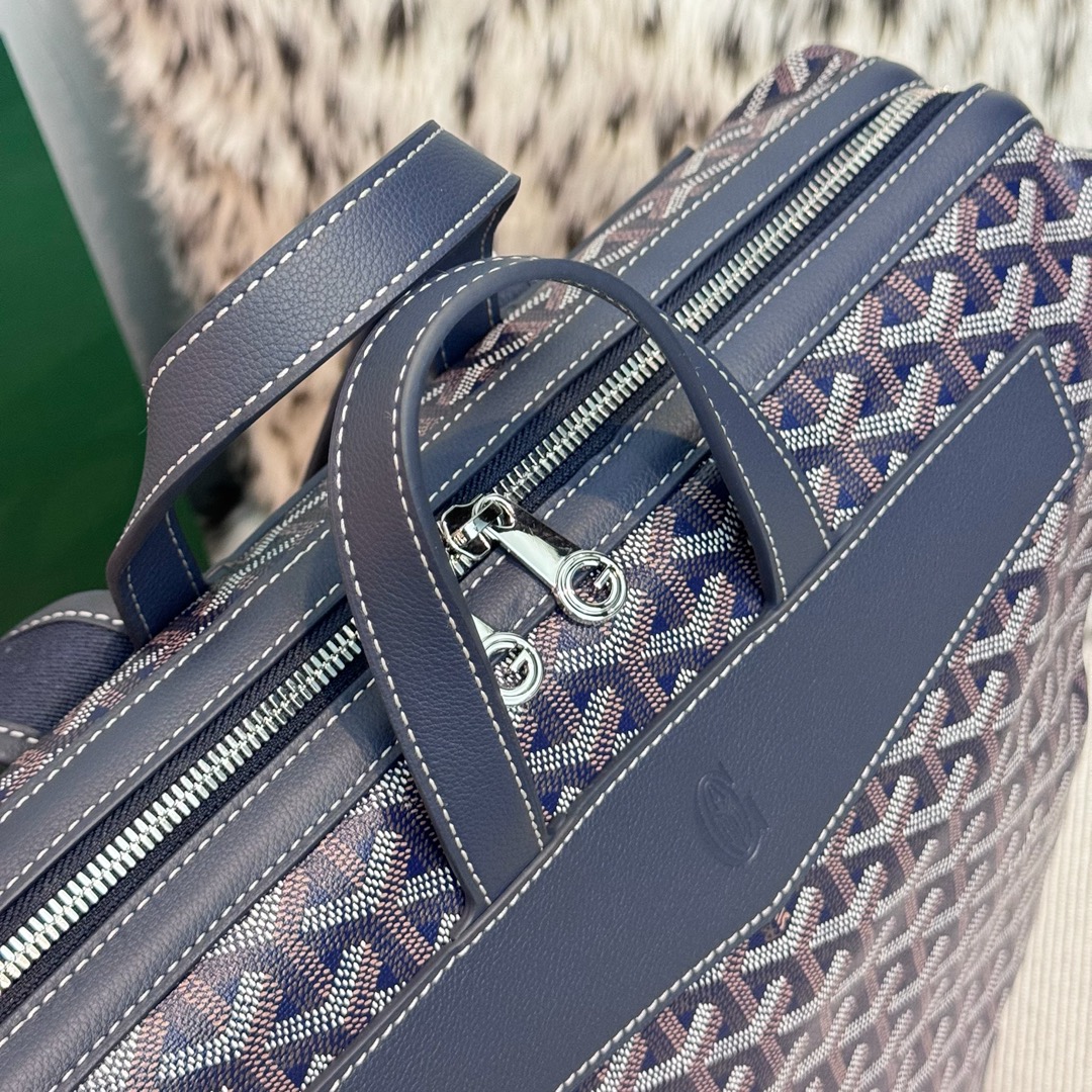 GoyardCisalpin backpack As we all know, Goyard backpacks are very light - Image 6