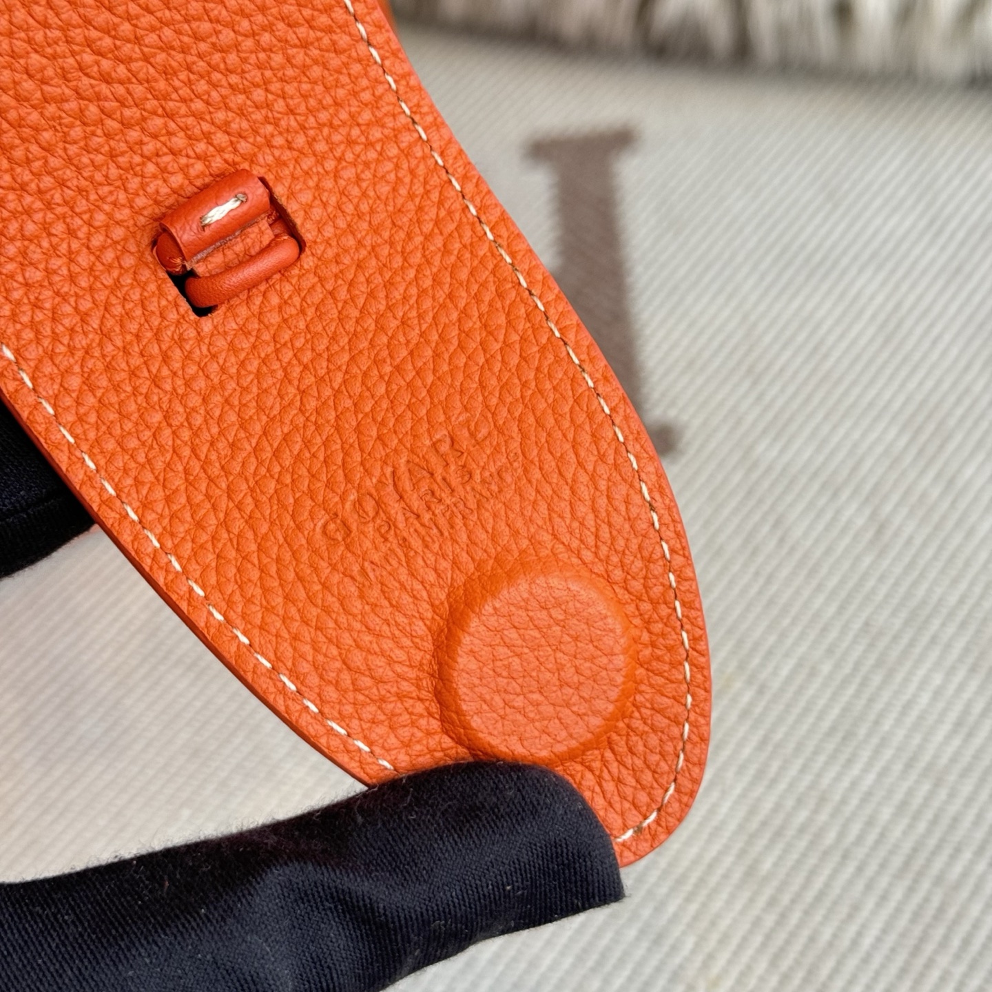 Goyard Goya MUSETTE crossbody bag It's both elegant and effortless, with a crisp silhouette, lightweight texture and ample capacity - Image 13