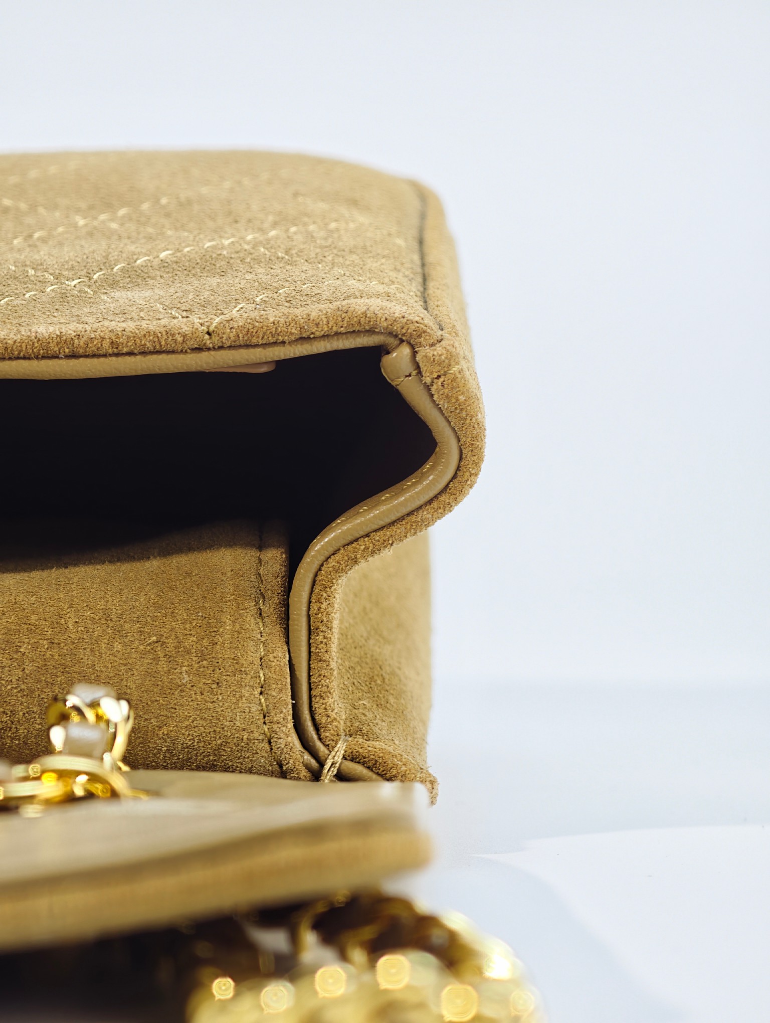 26B suede CF camel/gold buckle mini - Image 16