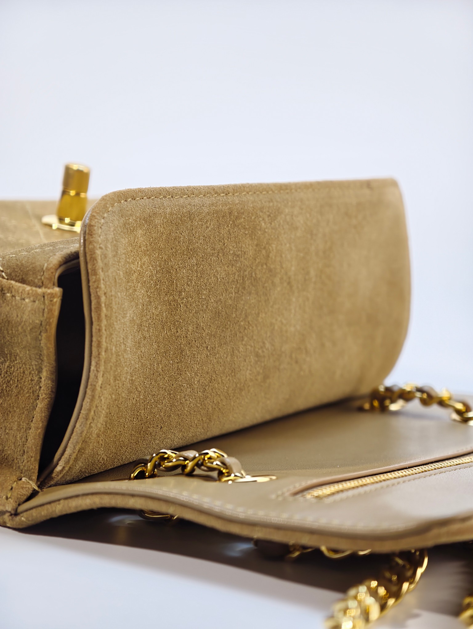 26B suede CF camel/gold buckle mini - Image 17