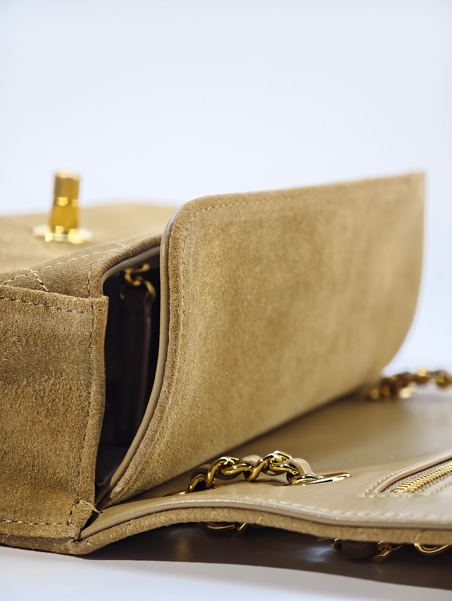 26B suede CF camel/gold buckle mini - Image 18