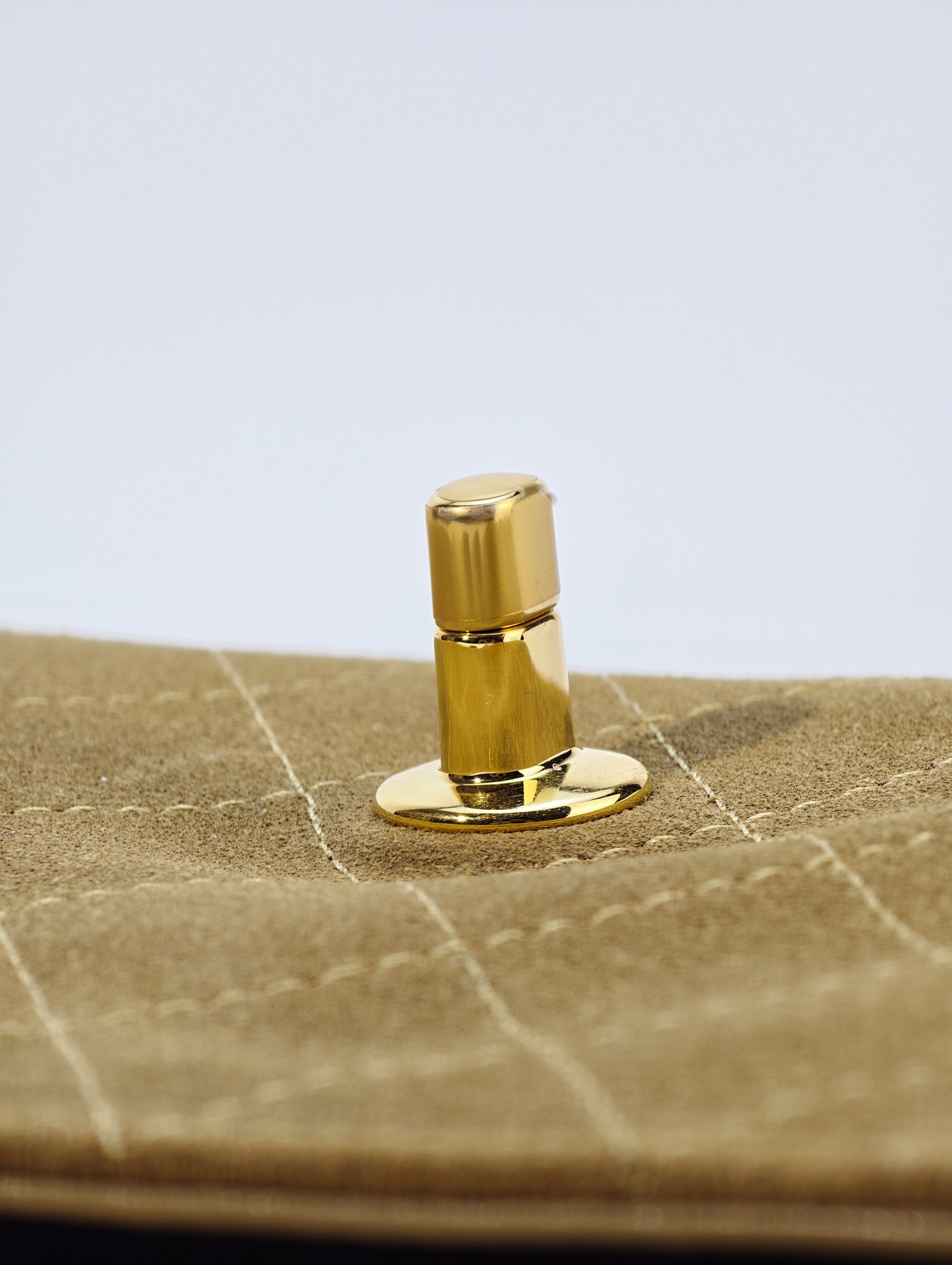 26B suede CF camel/gold buckle mini - Image 25