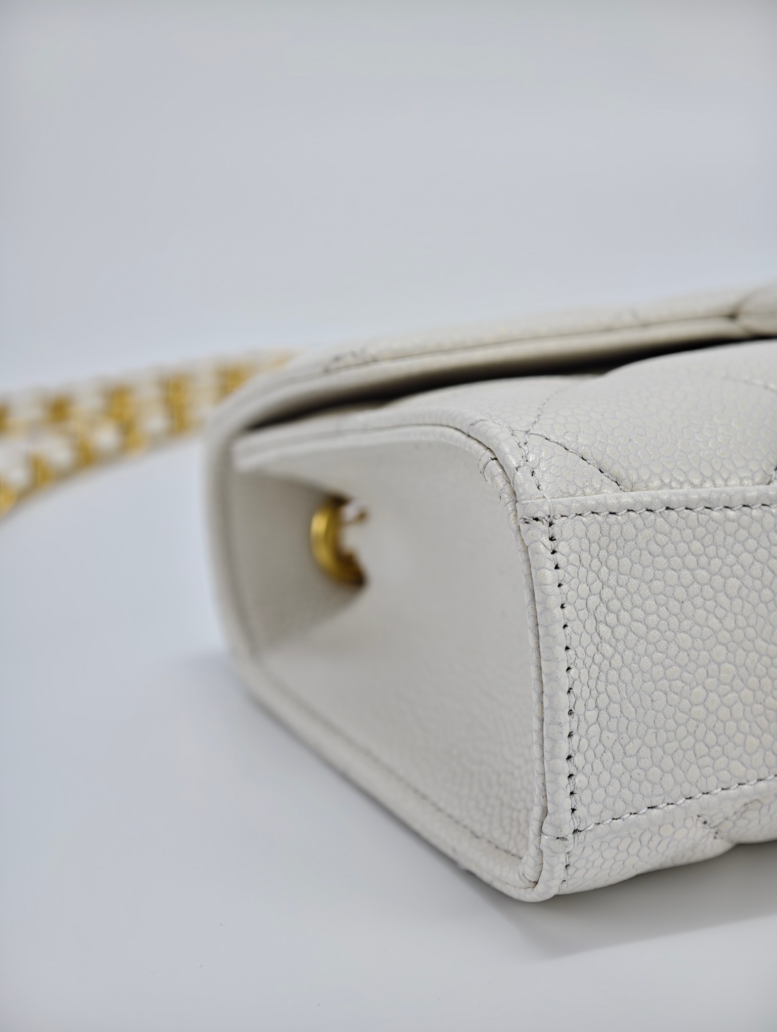 White real shot - Image 20