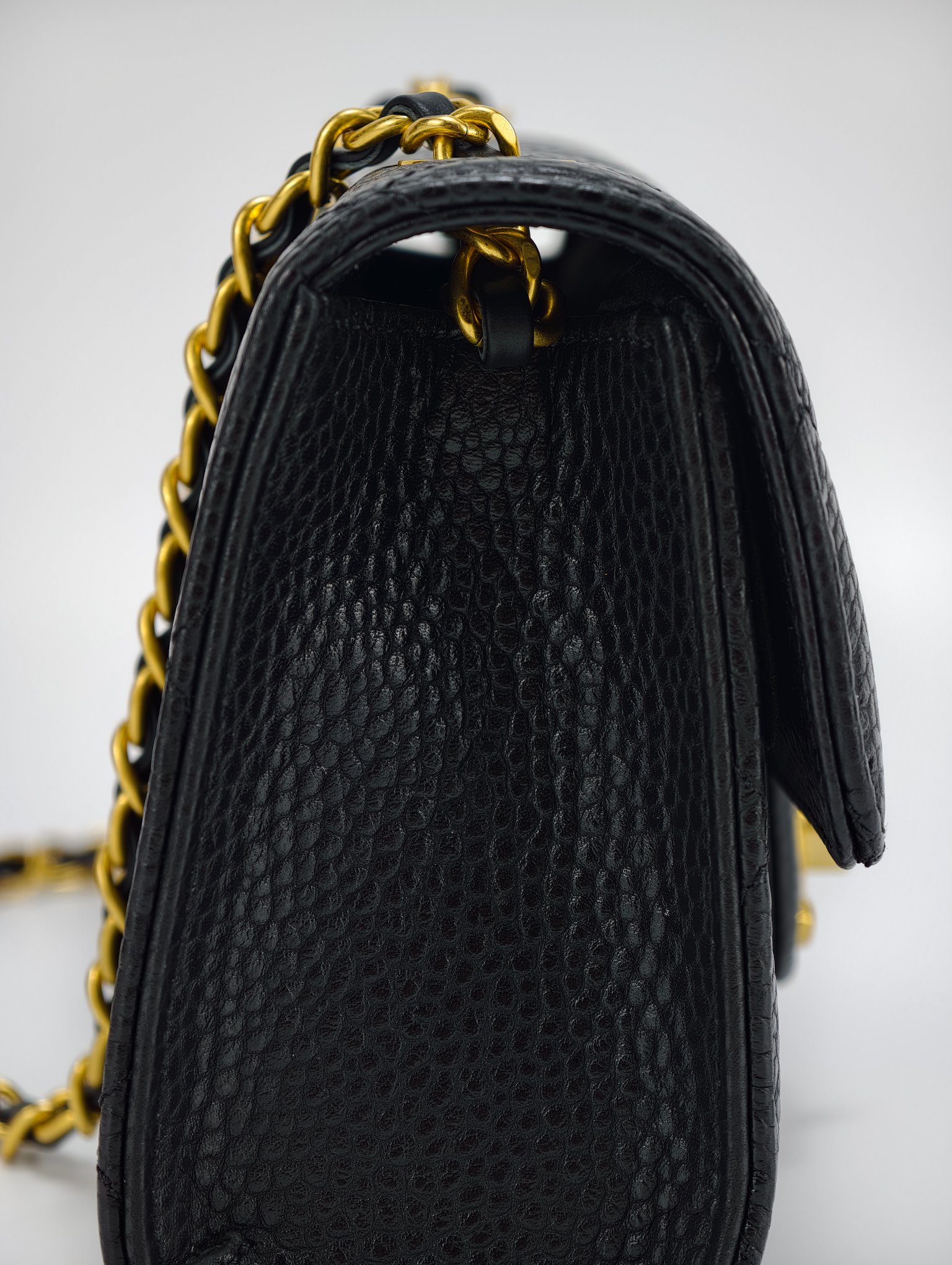 Black real shot - Image 28