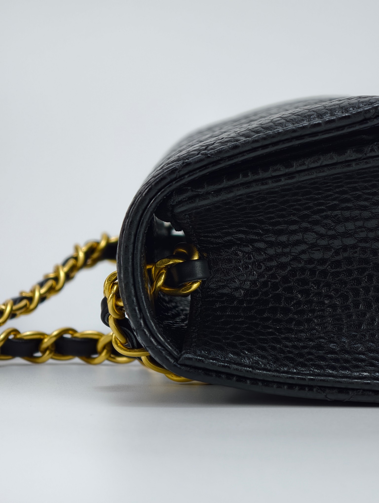 Black real shot - Image 30