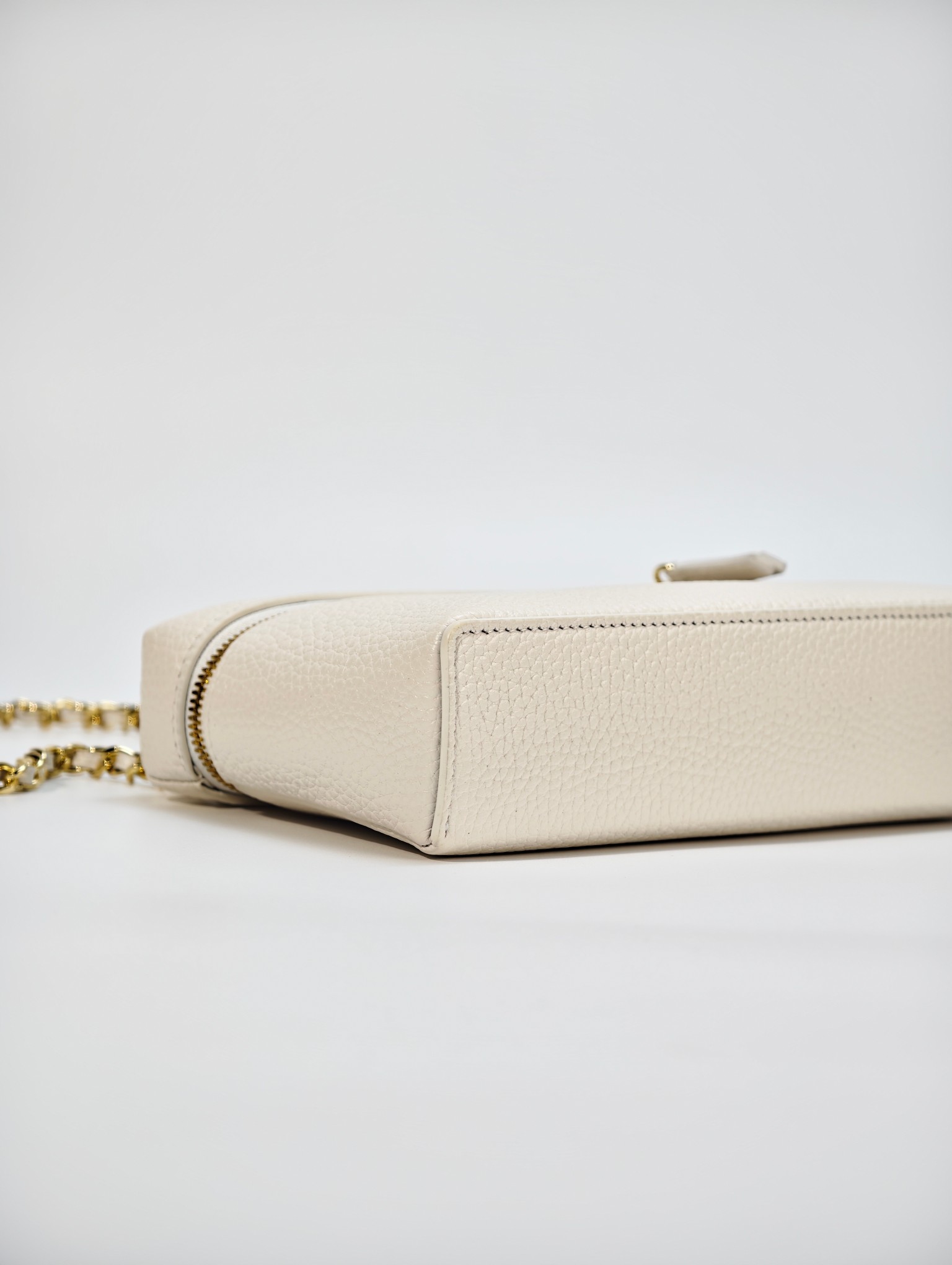 White real shot - Image 7