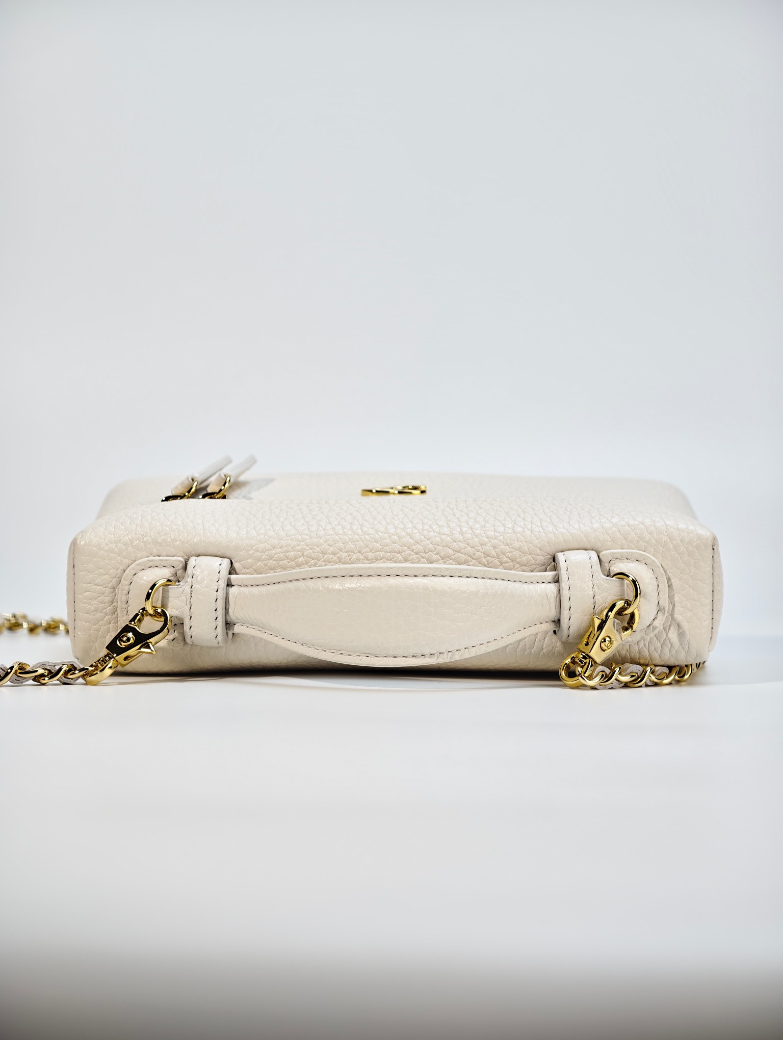 White real shot - Image 8