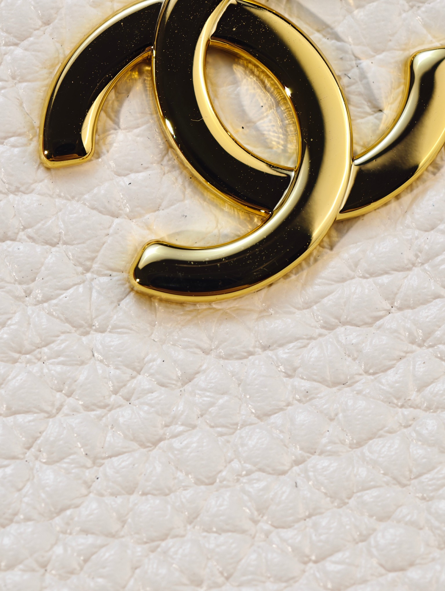 White real shot - Image 13