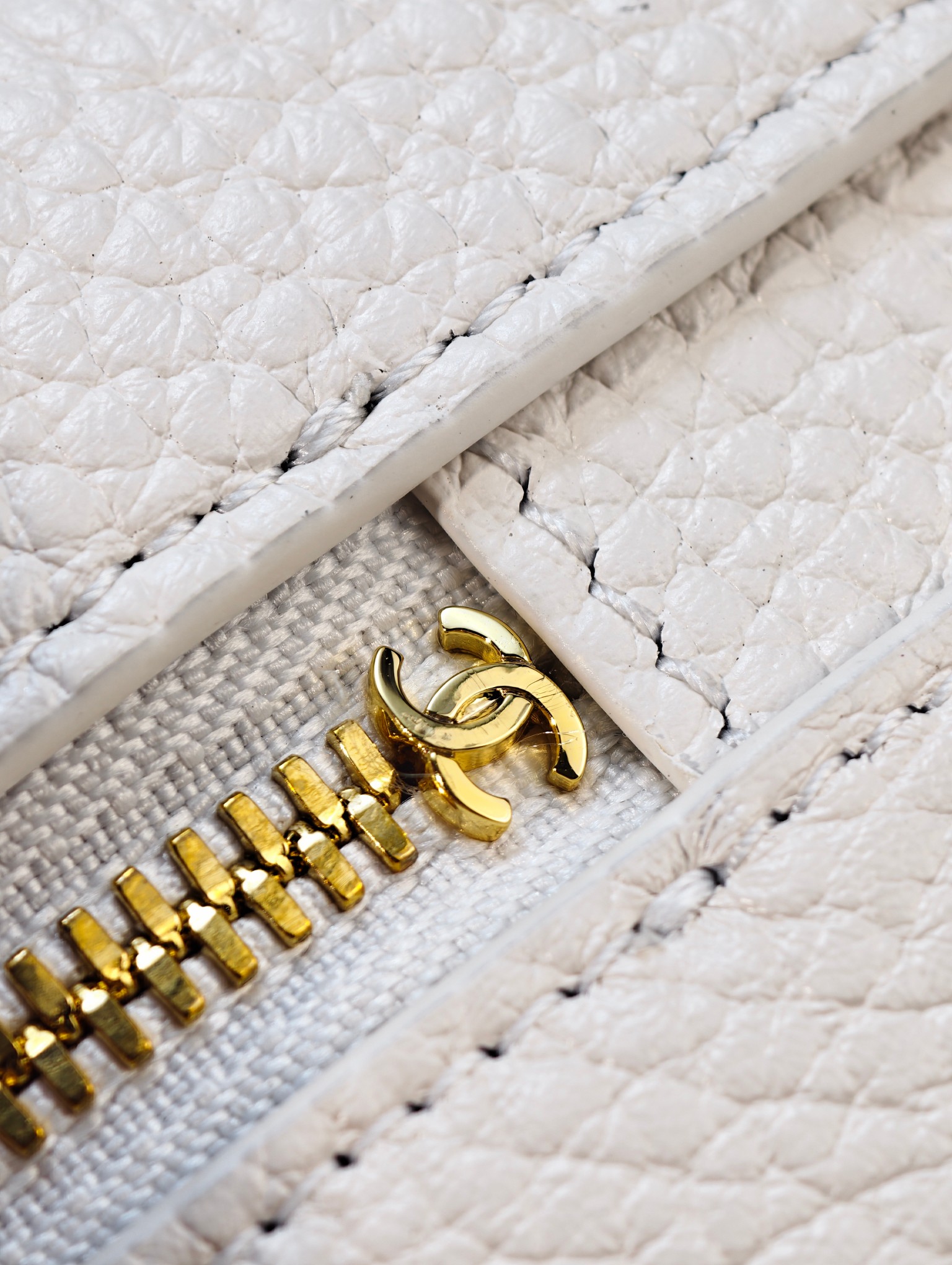 White real shot - Image 18