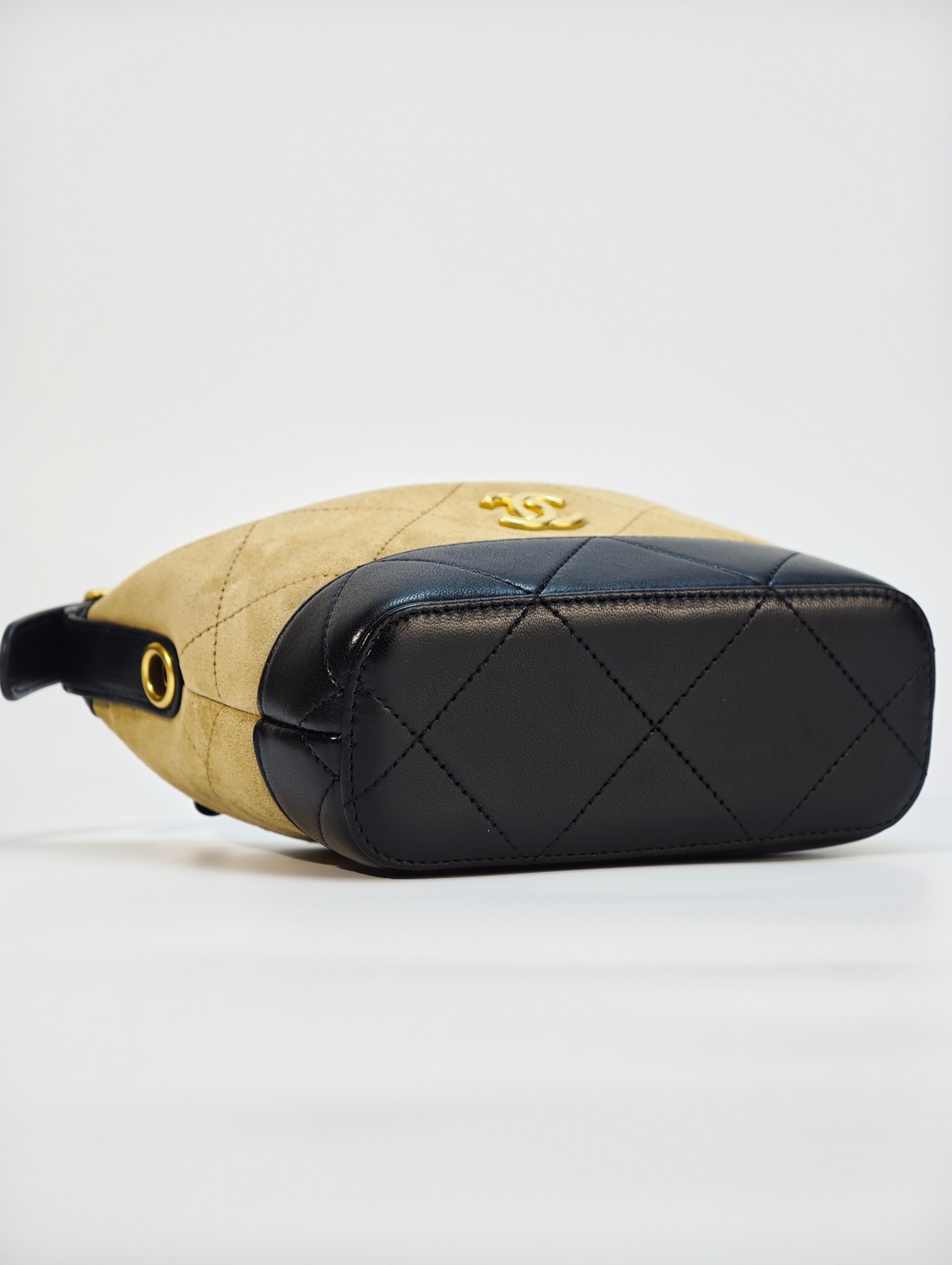 26S suede lunch box bag📷 - Image 7