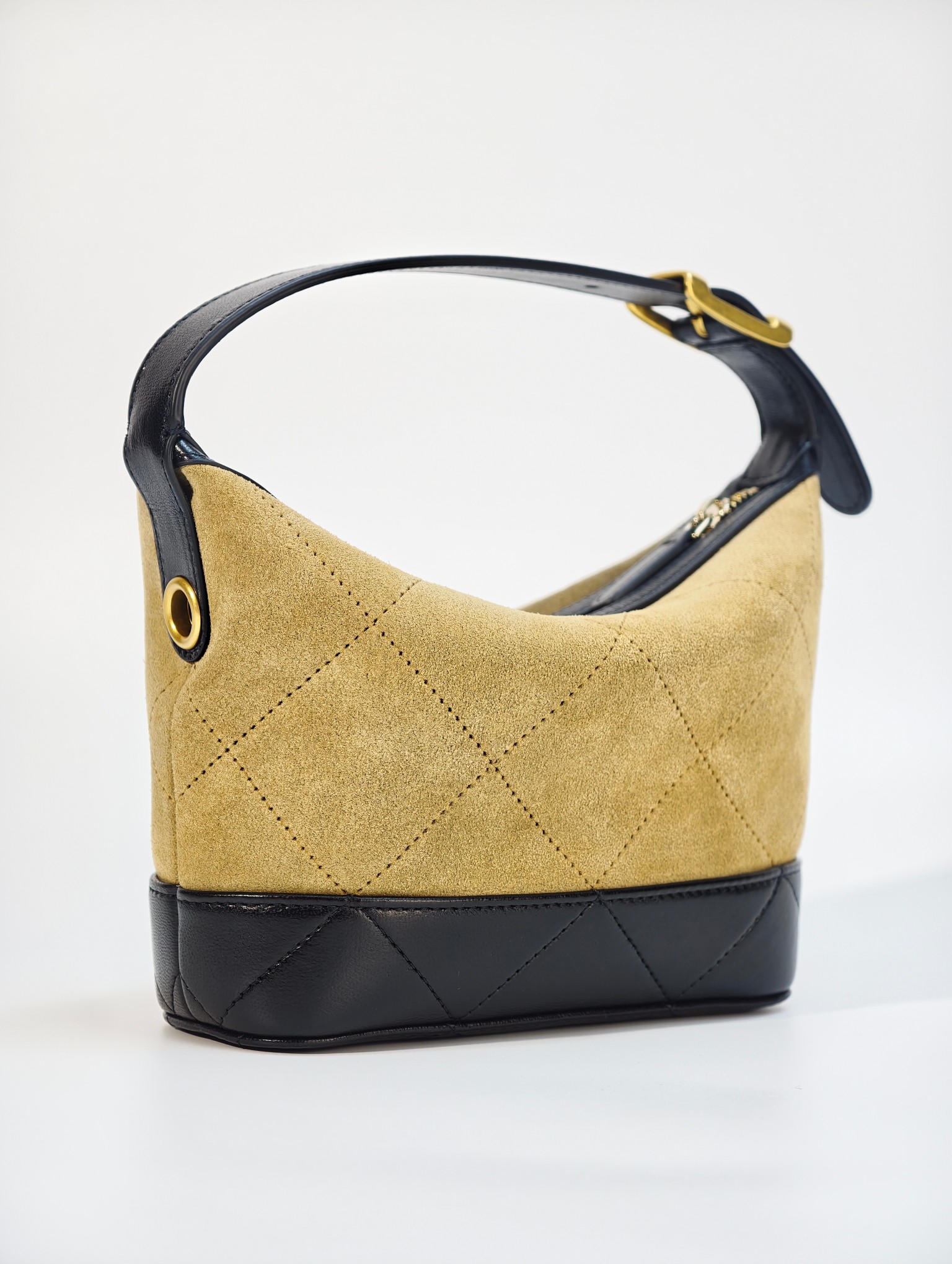 26S suede lunch box bag📷 - Image 5